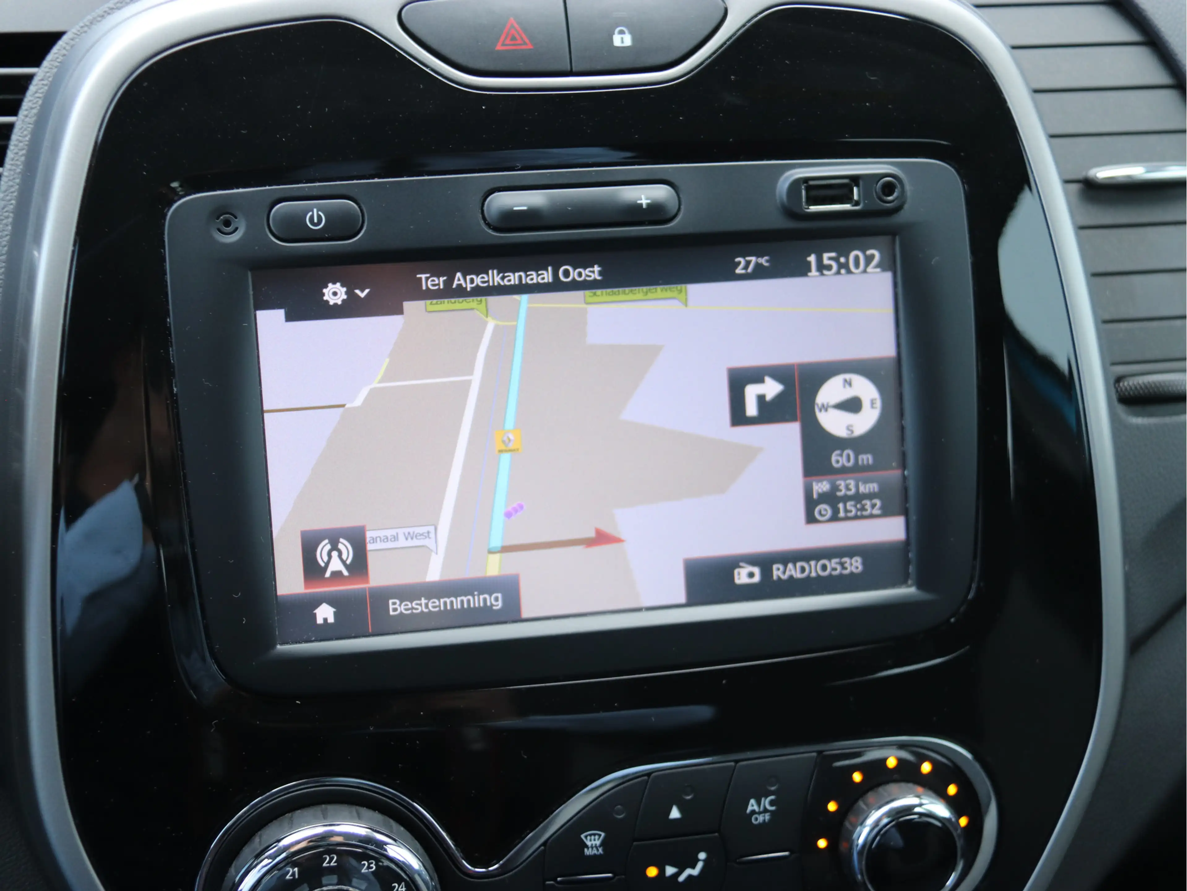 Renault Captur 0.9 TCe Dynamique NAVI / STOELVERW. / PDC / ECC — photo 16