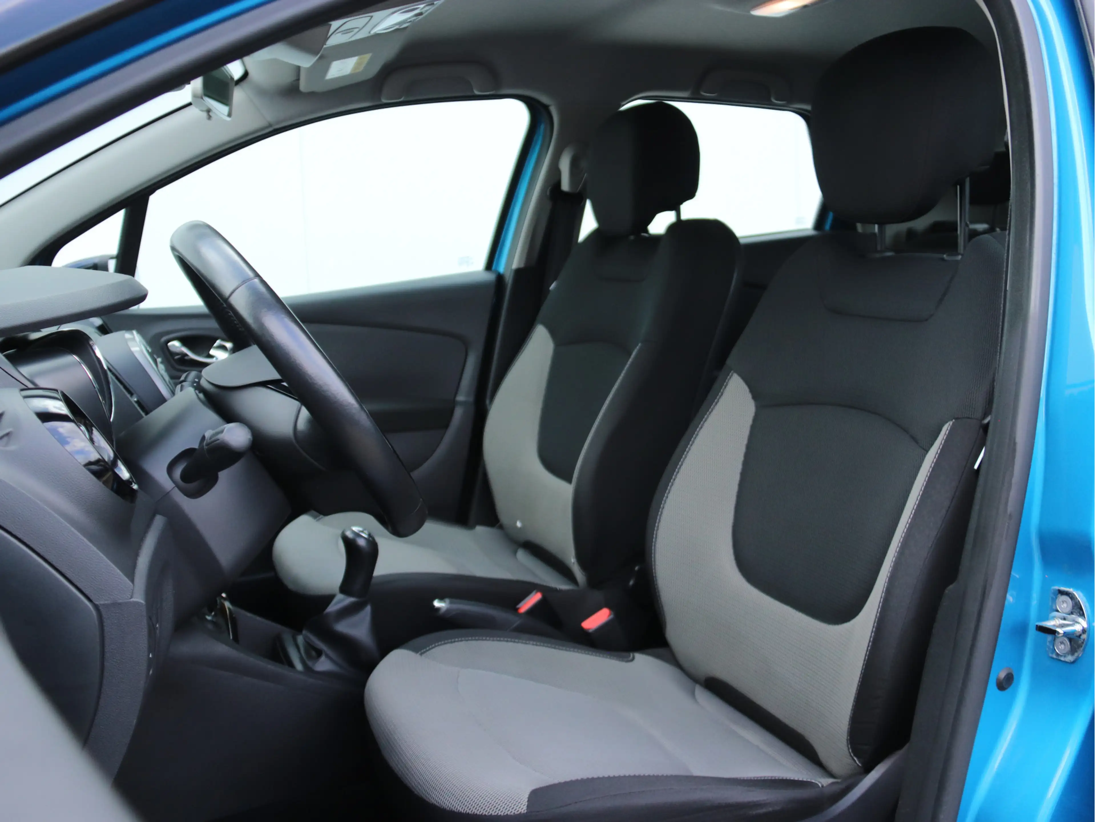 Renault Captur 0.9 TCe Dynamique NAVI / STOELVERW. / PDC / ECC — photo 6