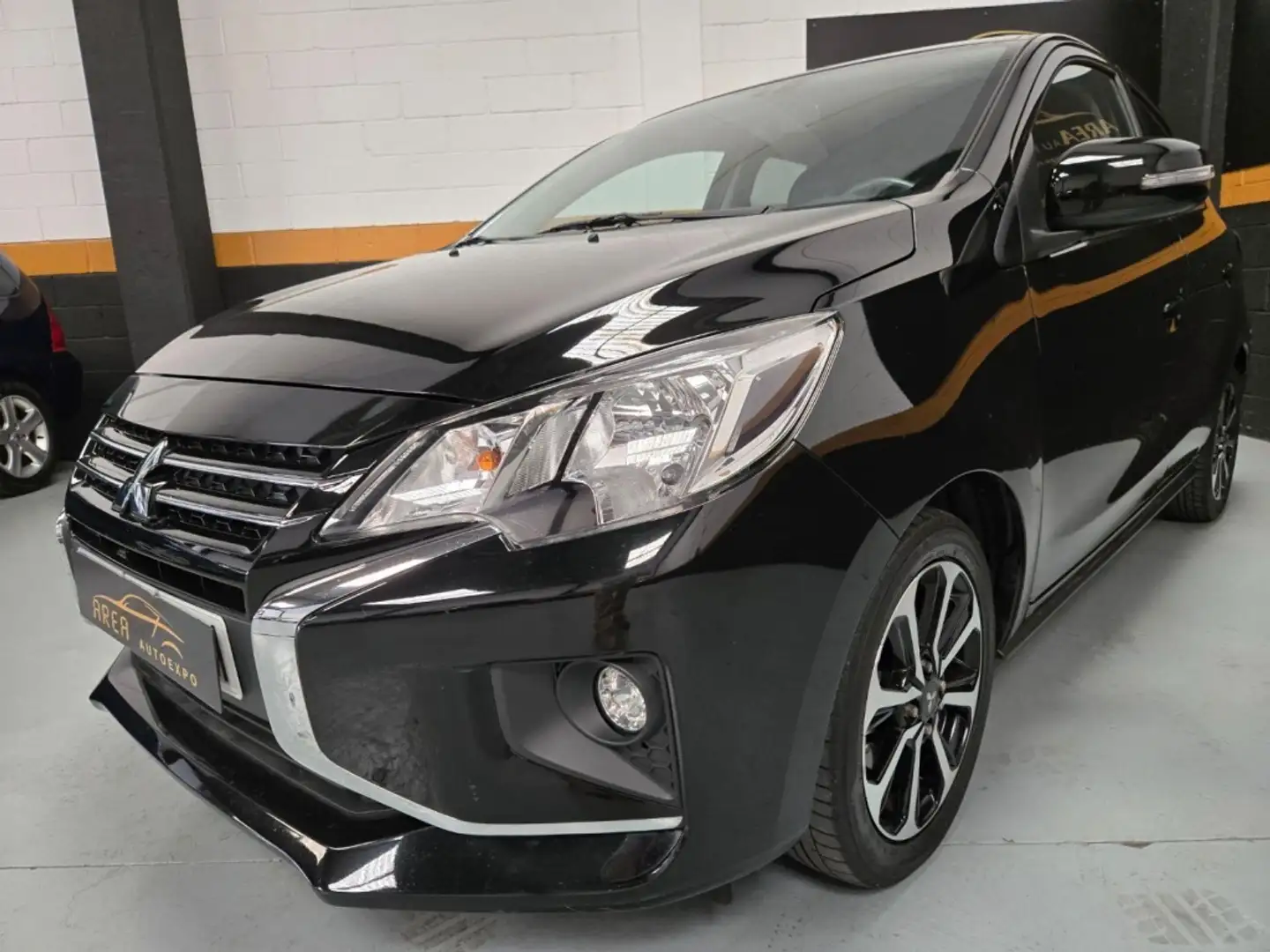 Mitsubishi Space Star 120 MPI Kaiteki Negro - 1