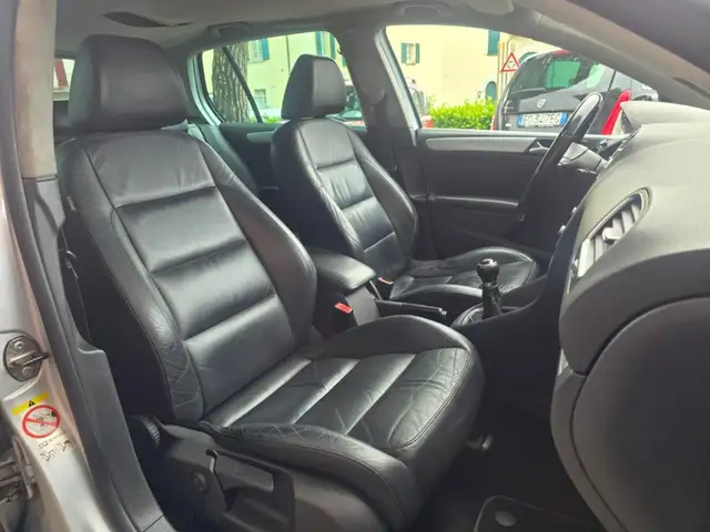 Volkswagen Golf view 12