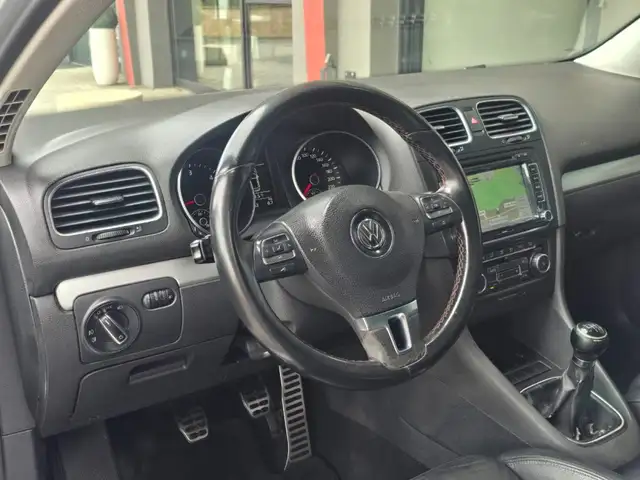 Volkswagen Golf view 26