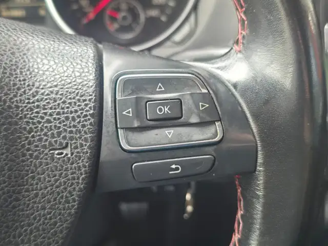 Volkswagen Golf view 28