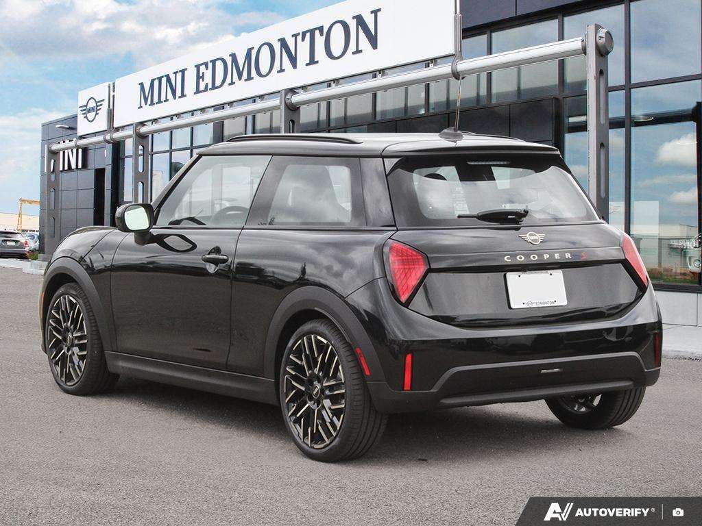 2026 MINI 3 Door