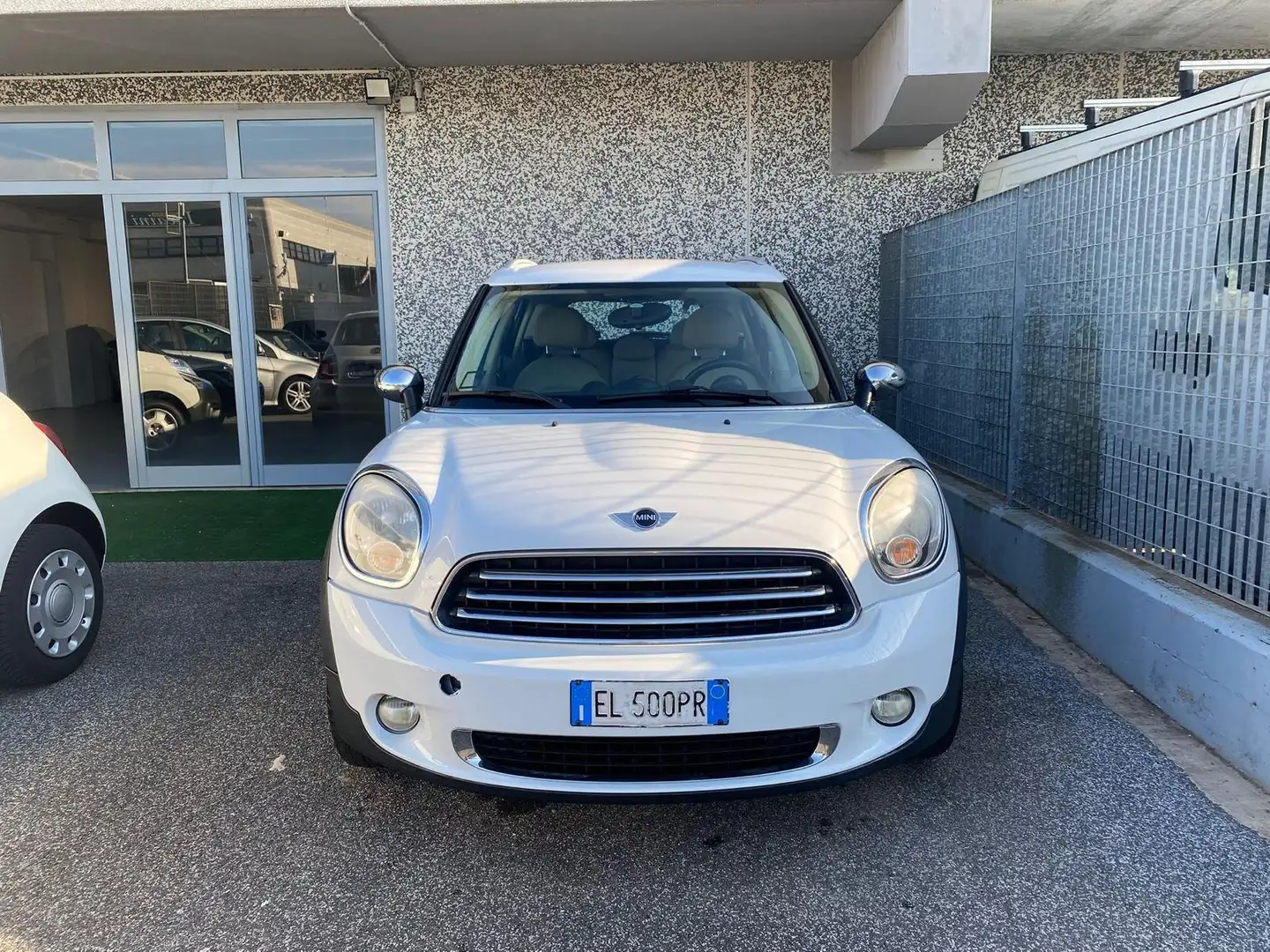 MINI Cooper D Countryman Mini Countryman  1.6cc Diesel - Pelle totale Alb - 1