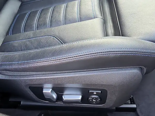 BMW 340 M340i xDrive *LASER/HEAD-UP/SCHIEBEDACH* Ansicht 24