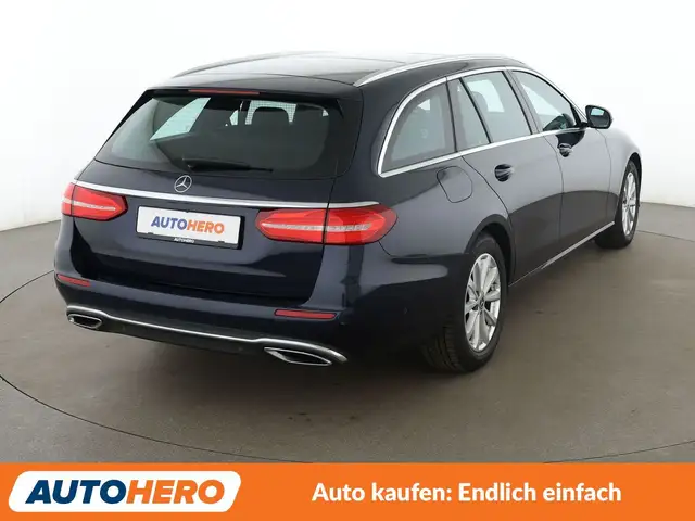 Mercedes-Benz E-Class view 6
