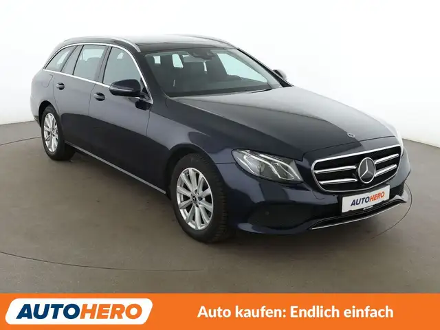 Mercedes-Benz E-Class view 8