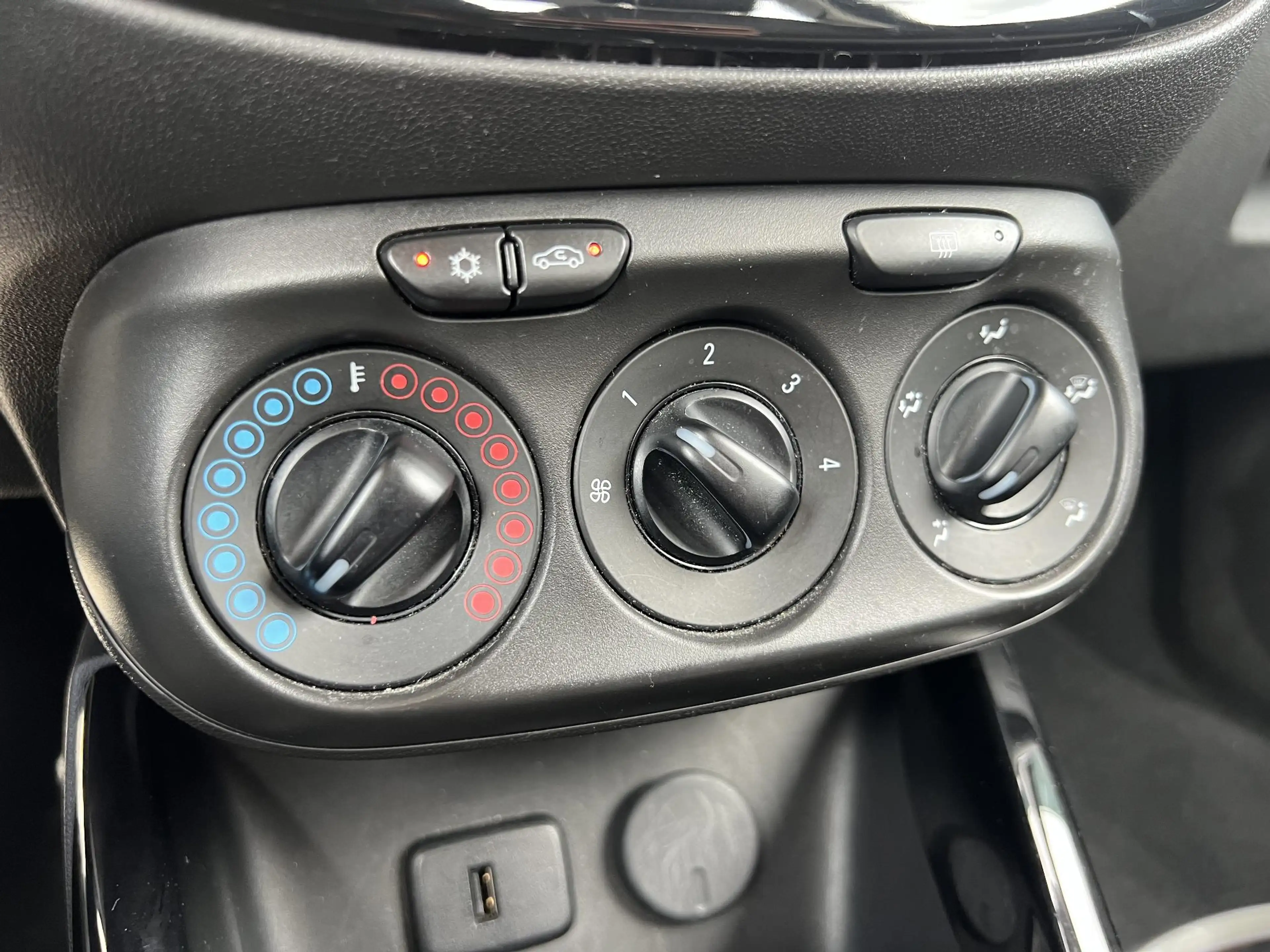 Opel Adam 1.4 Unlimited Automaat | Airco | 16" Lichtmetalen — photo 19