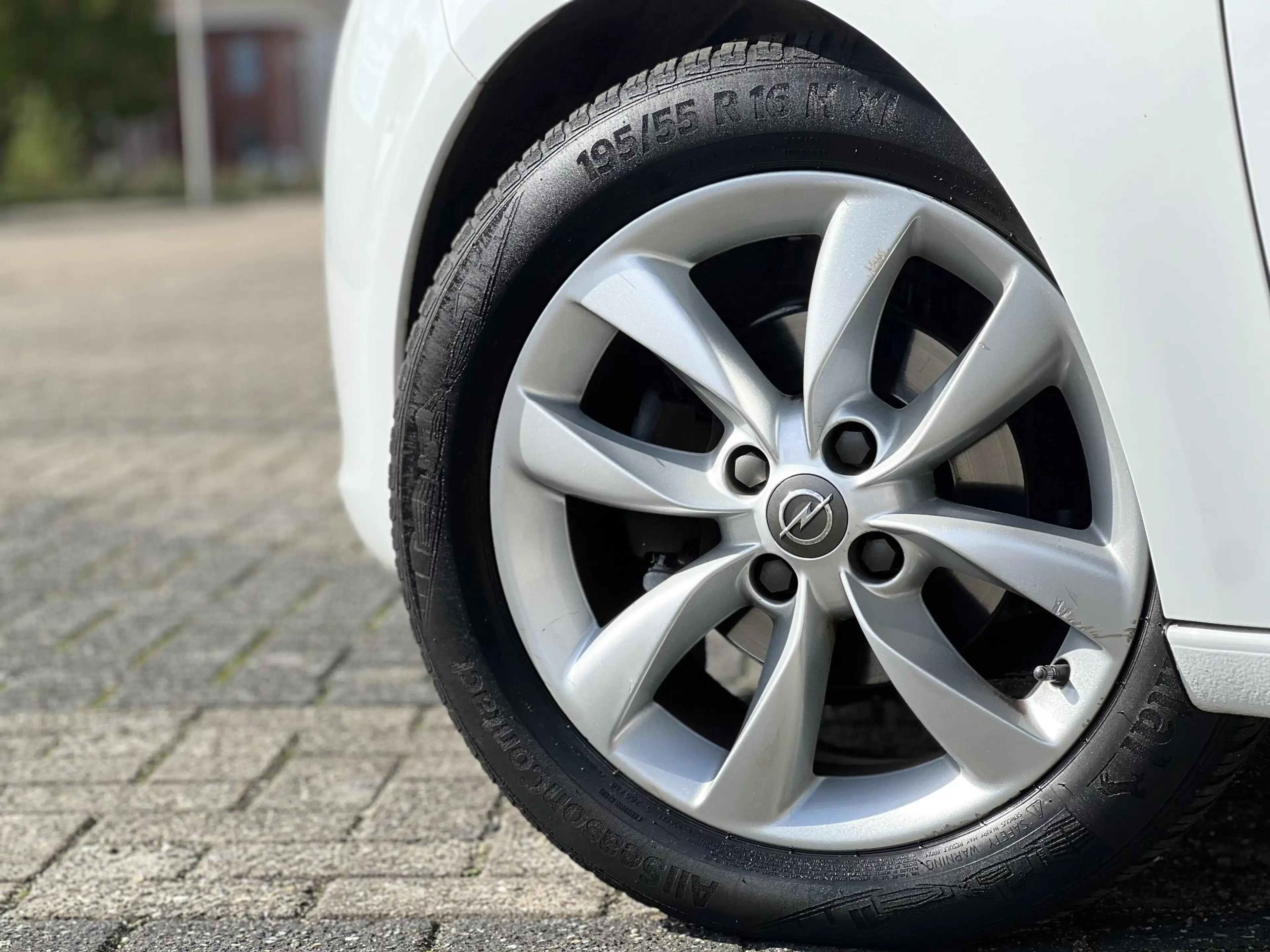 Opel Adam 1.4 Unlimited Automaat | Airco | 16" Lichtmetalen — photo 7