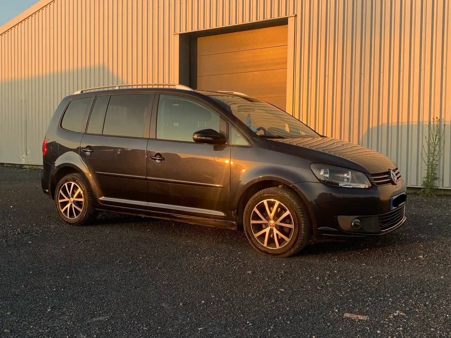 Volkswagen Touran Touran 1.6 TDI 105 FAP BlueMotion 119g Bleu - 1