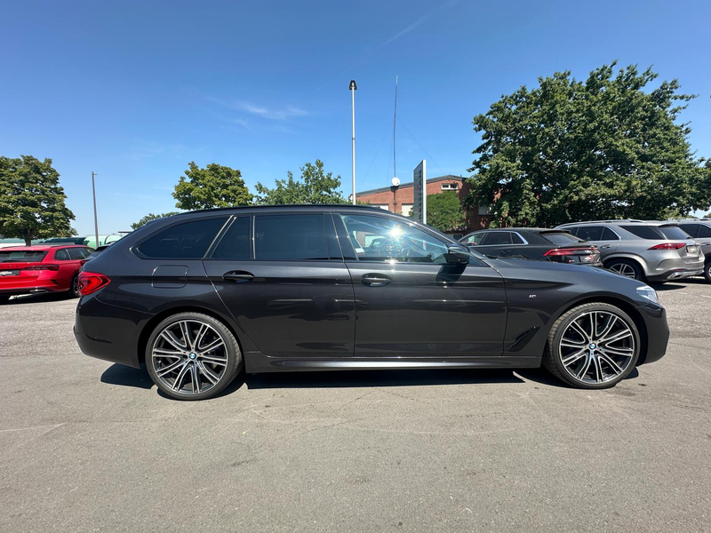 BMW 540 d Touring xDr M-Sport LED PANO HuD 360° STHZG — photo 6