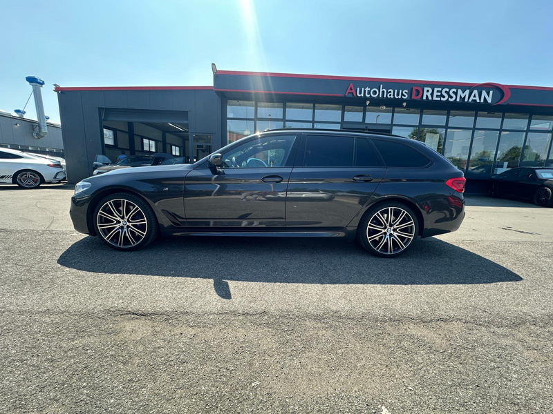BMW 540 d Touring xDr M-Sport LED PANO HuD 360° STHZG — photo 3