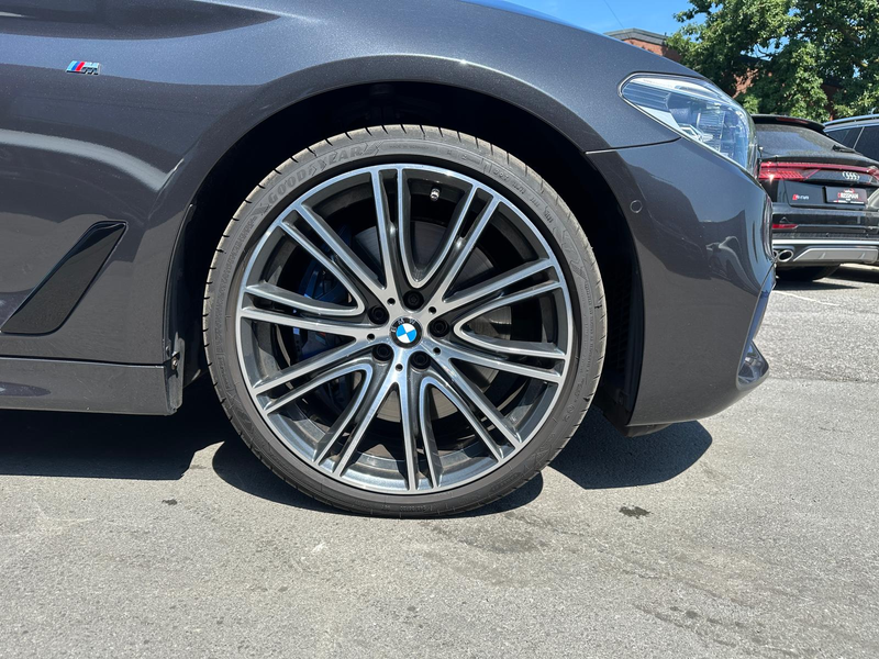 BMW 540 d Touring xDr M-Sport LED PANO HuD 360° STHZG — photo 8