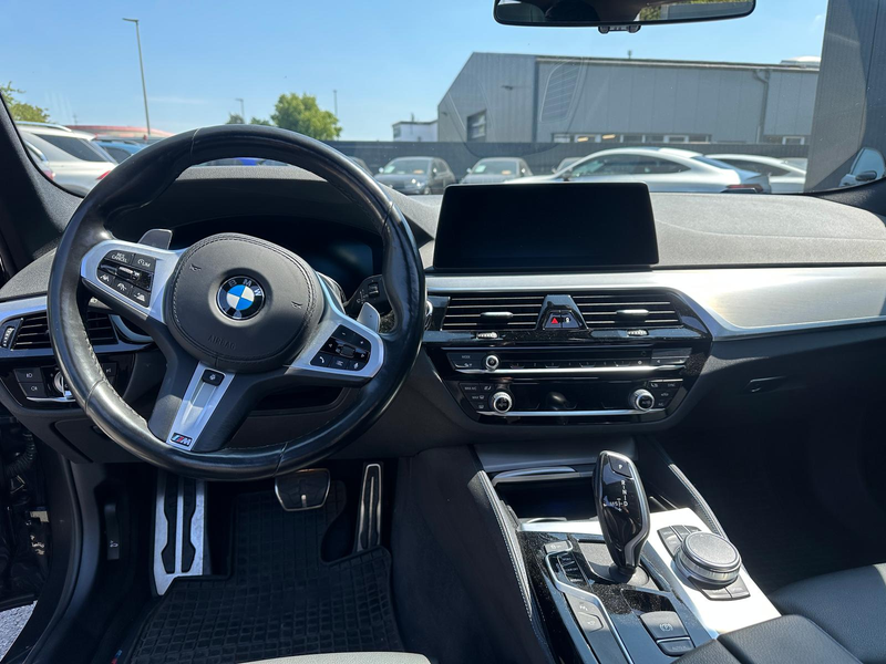 BMW 540 d Touring xDr M-Sport LED PANO HuD 360° STHZG — photo 11