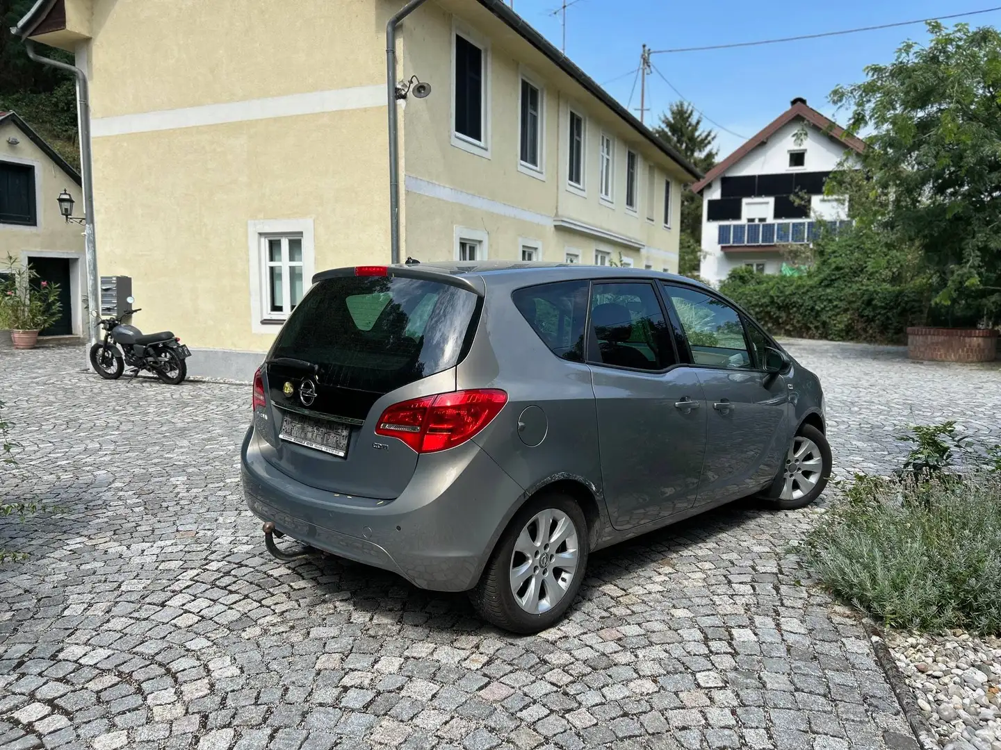 Opel Meriva Meriva 1,3 CDTI ecoFlex Edition DPF Edition Grau - 2