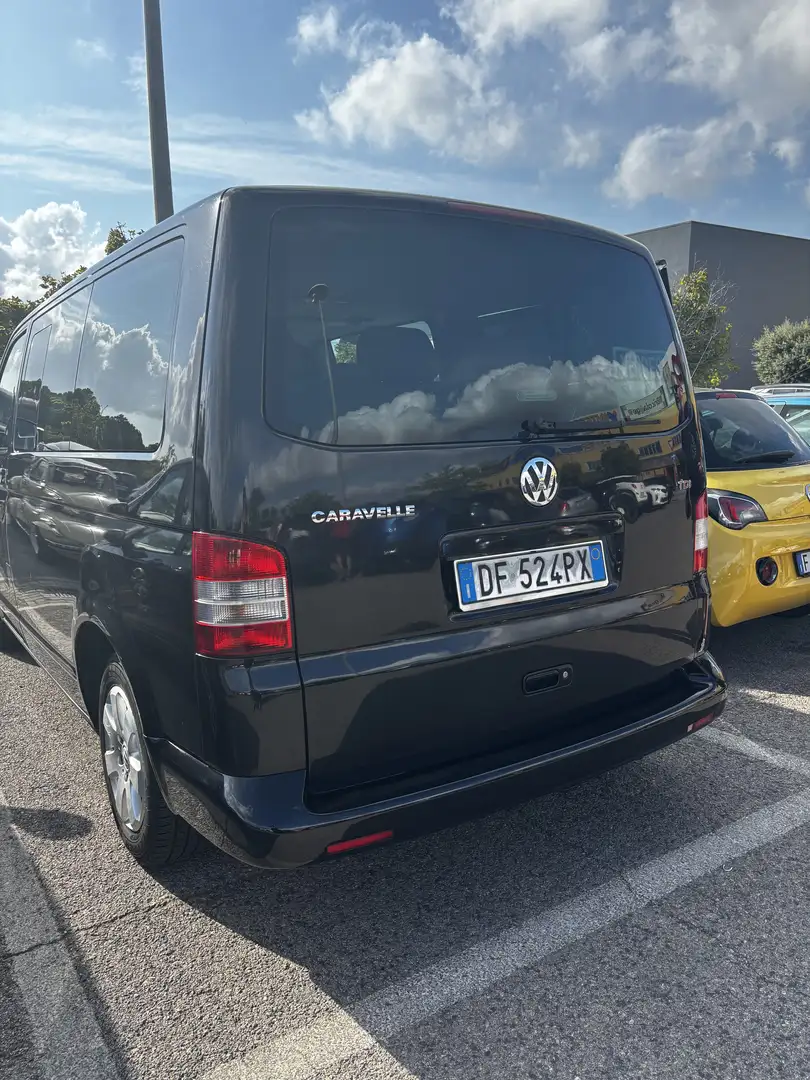 Volkswagen T5 Caravelle - 1