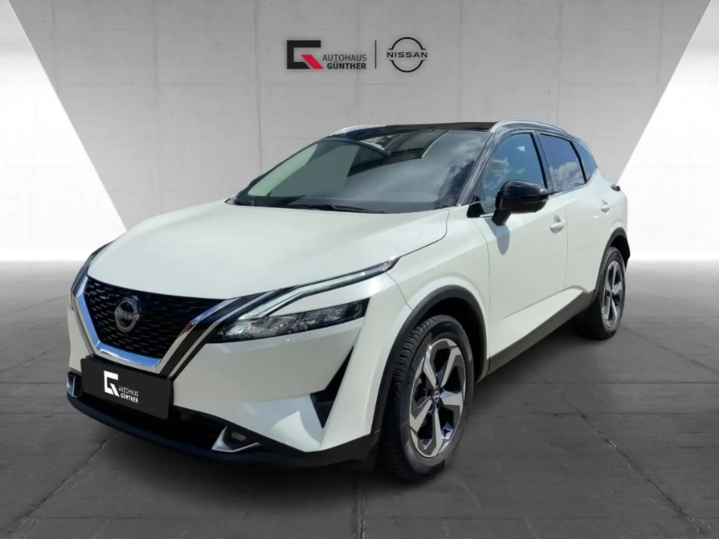 Nissan Qashqai N-Connecta 1.3 DIG-T MHEV MT Winter Design Wit - 1