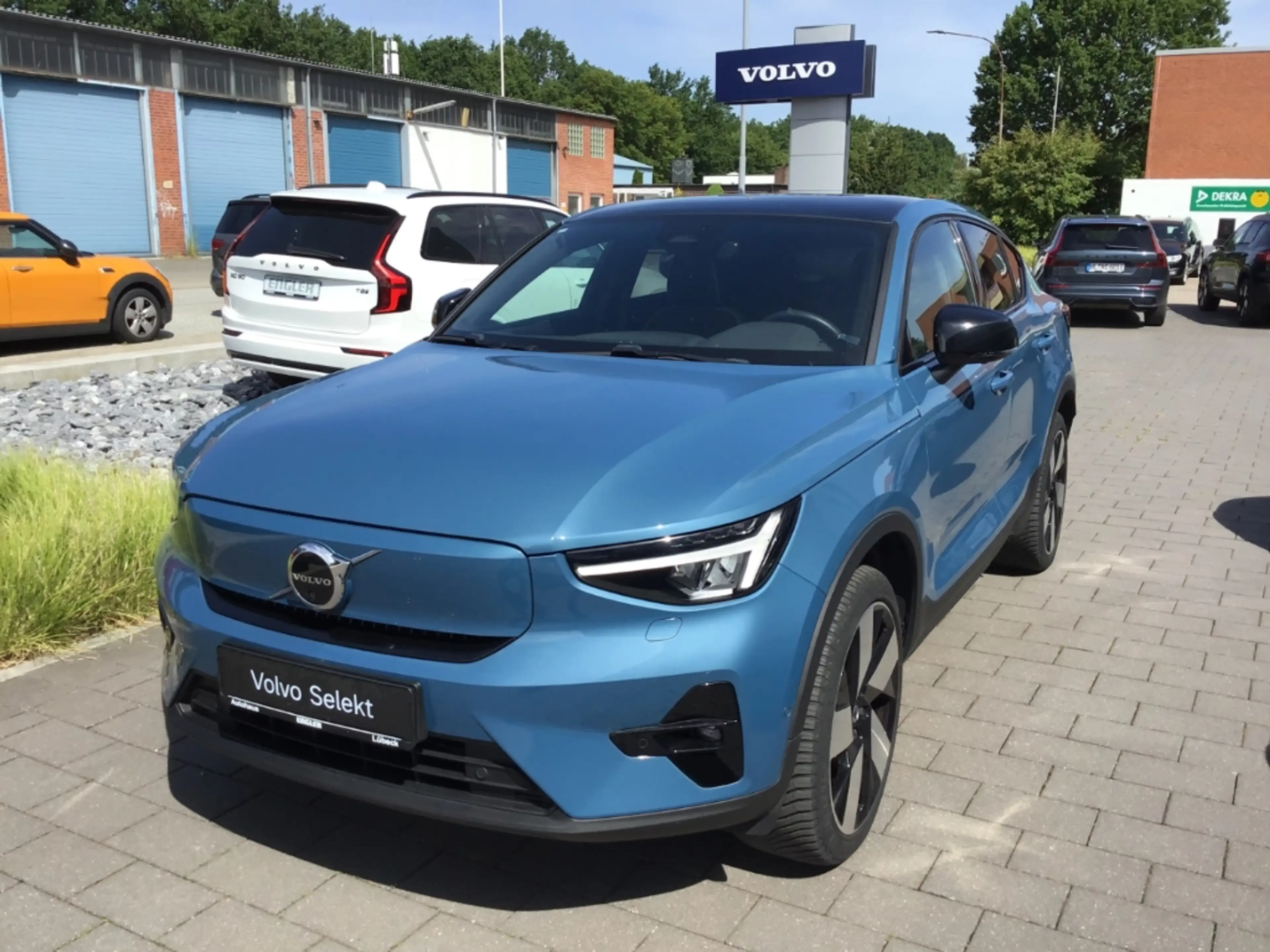 Volvo C40 Ultimate Recharge Twin Motor AWD Stdhzg. Cam — photo 2