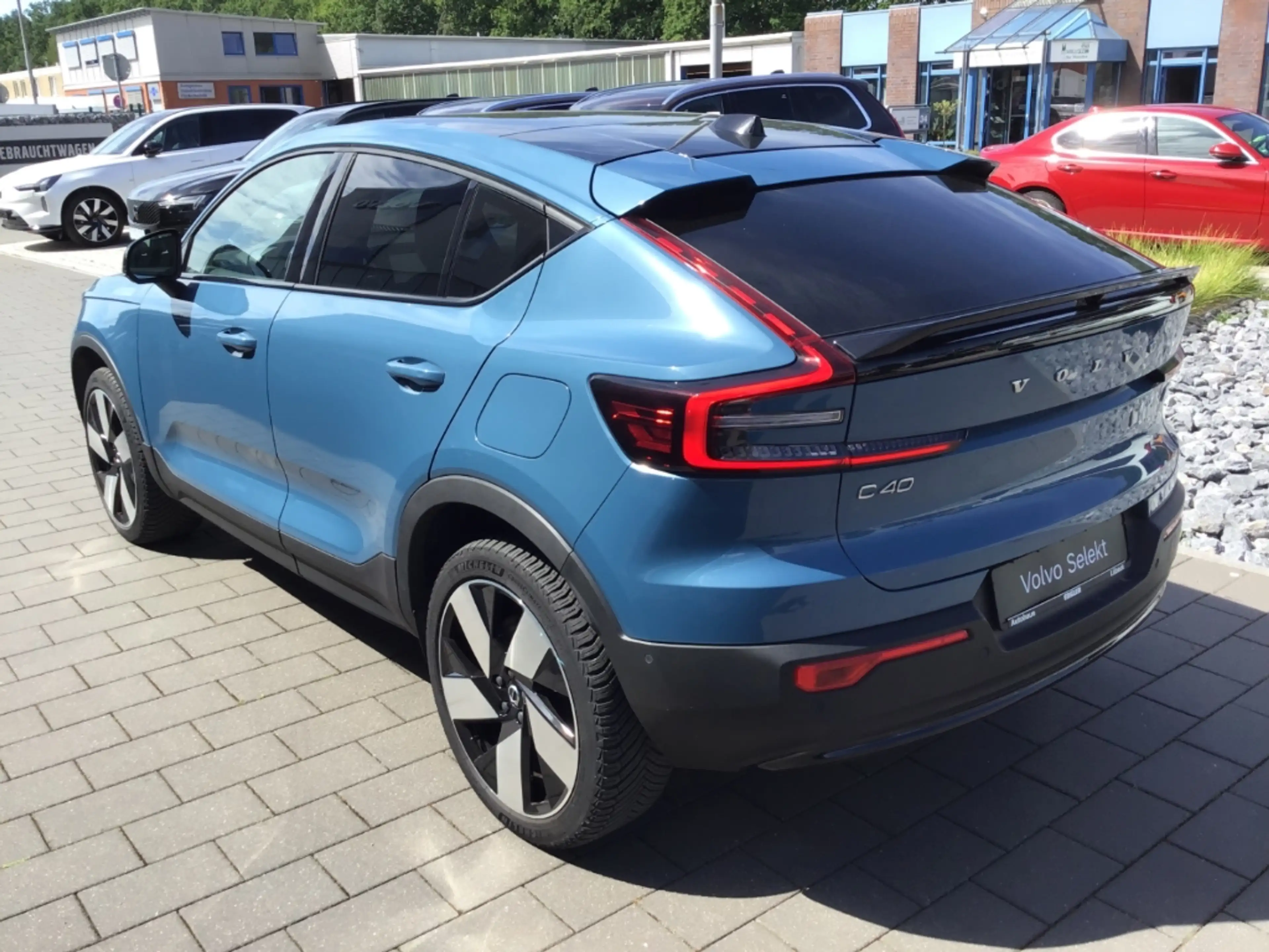 Volvo C40 Ultimate Recharge Twin Motor AWD Stdhzg. Cam — photo 7