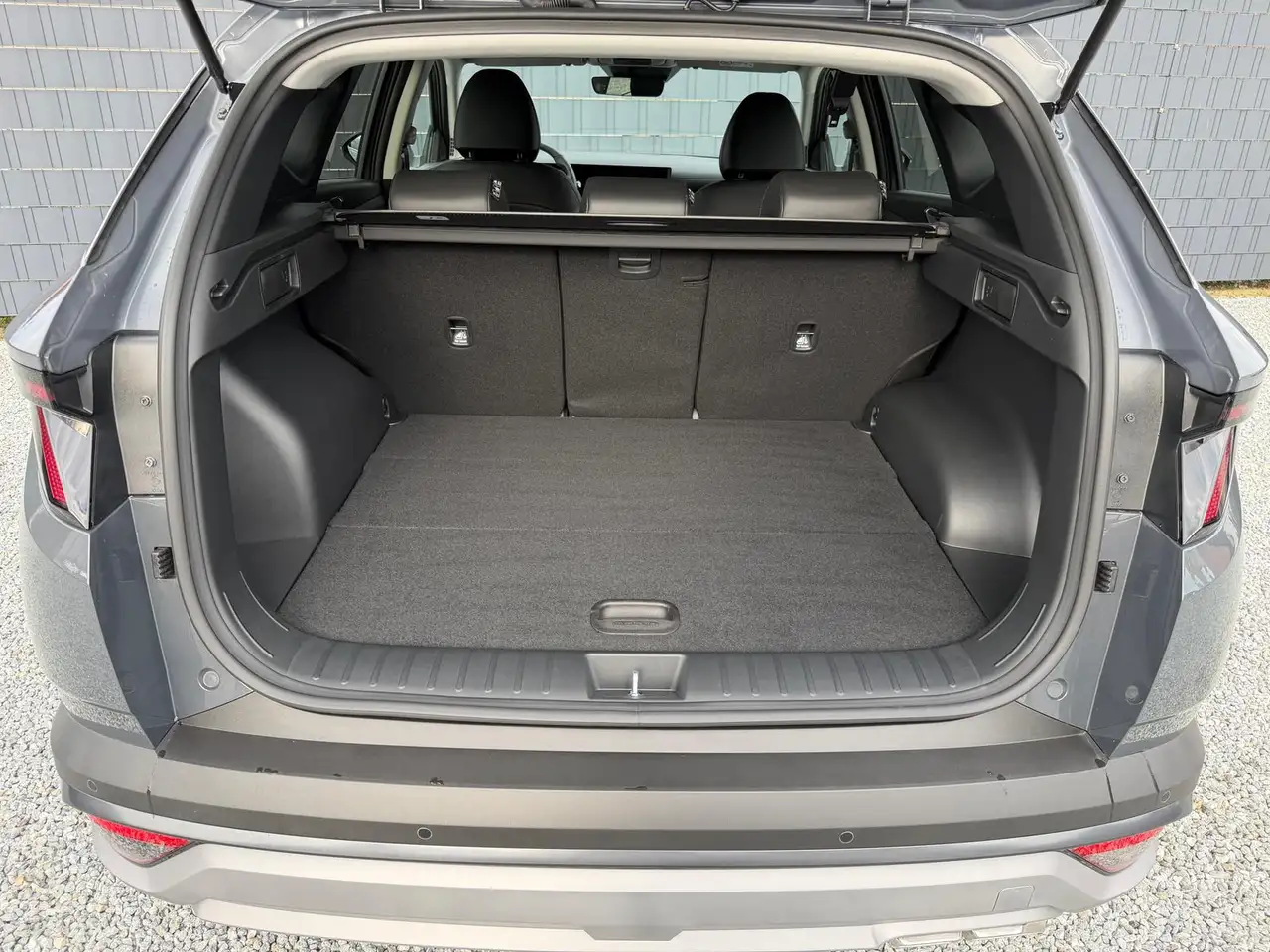 Hyundai TUCSON Style Hybrid Automatik 28