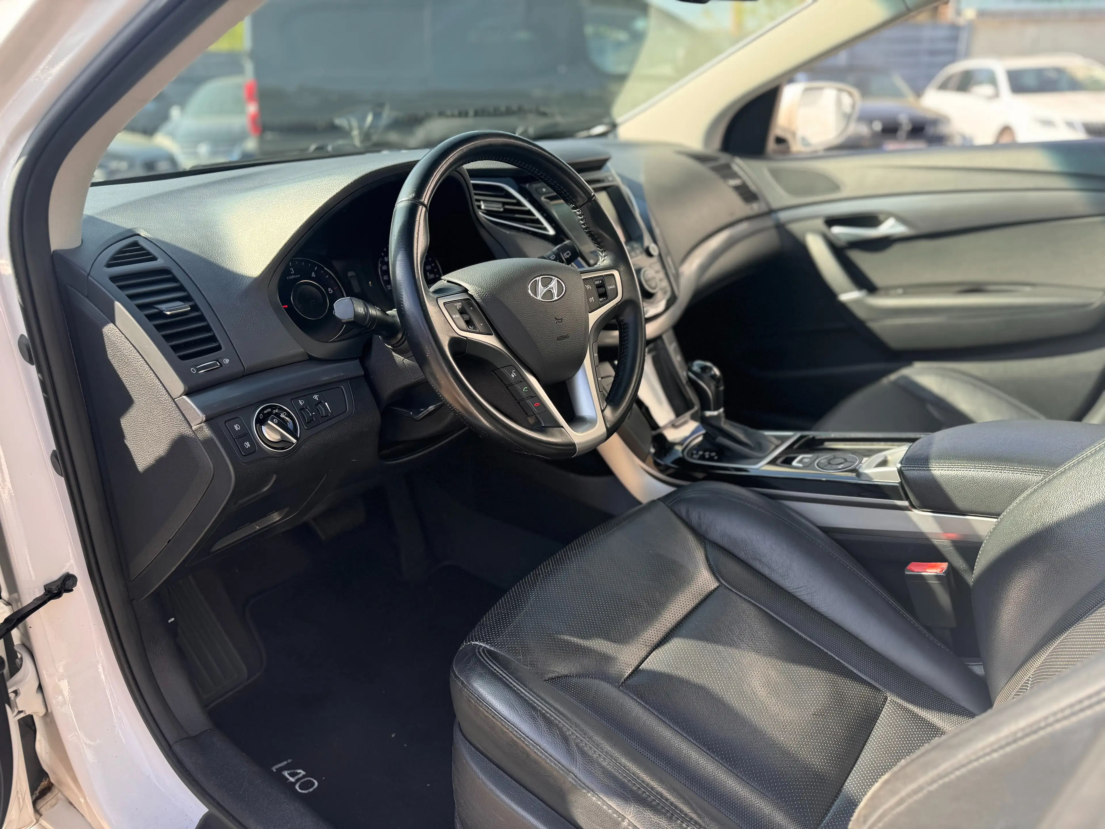 Hyundai i40 SW 1.7 CRDi Go! — photo 6