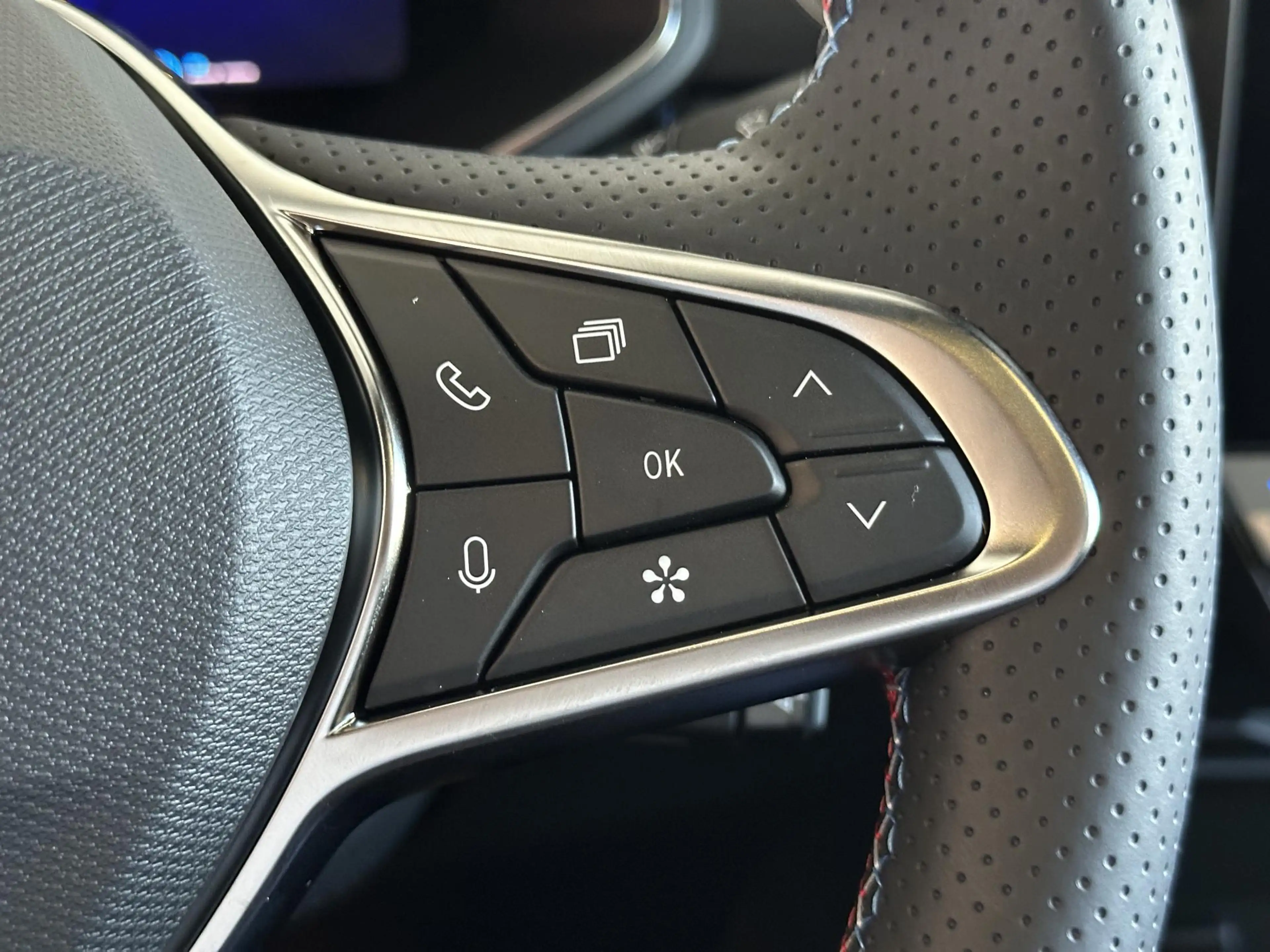 Renault Symbioz 1.8 E-Tech full hybrid 160 esprit Alpine PACK LIGH — photo 25
