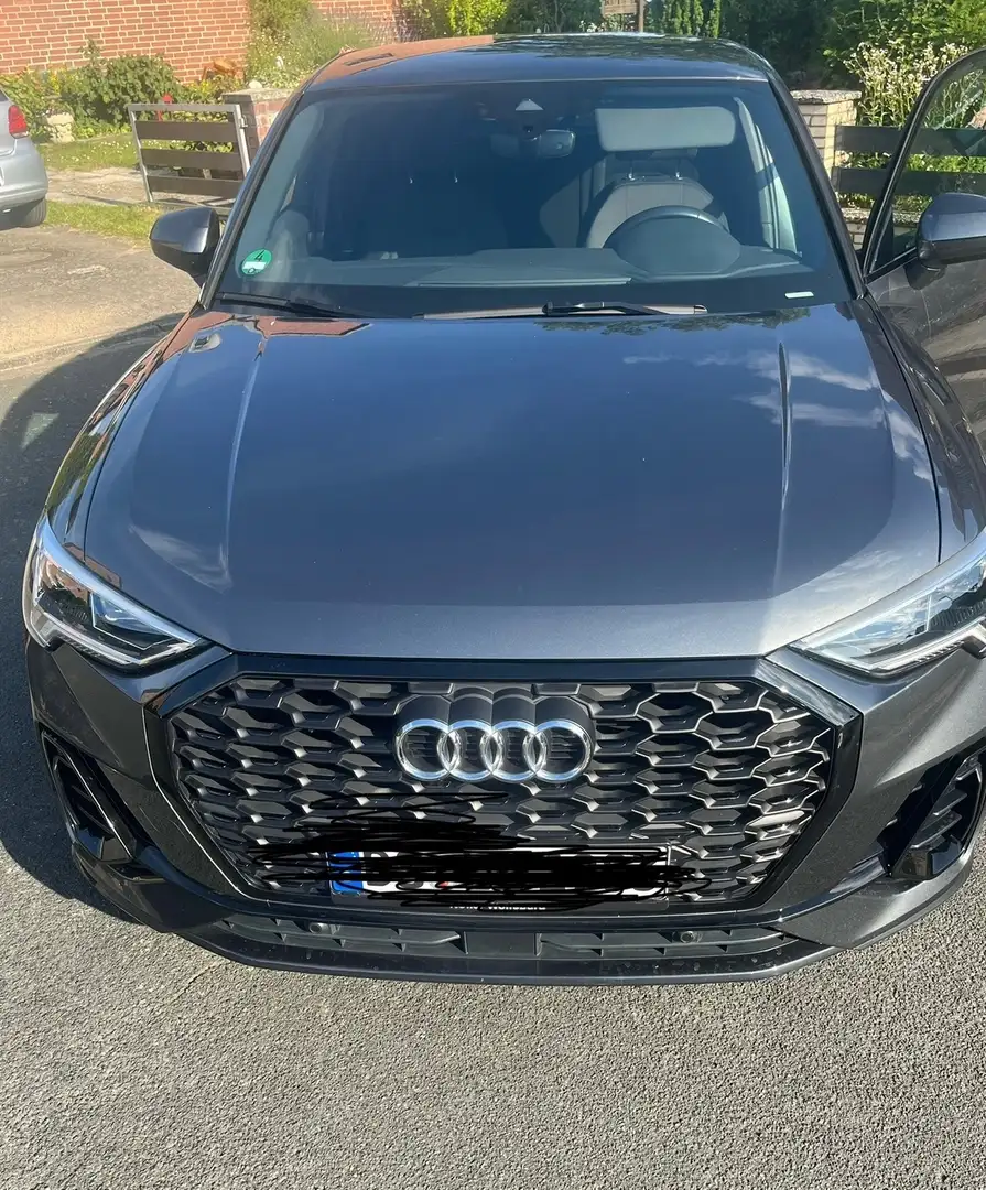 Audi Q3 Q3 35 TFSI Sportback Серый - 1