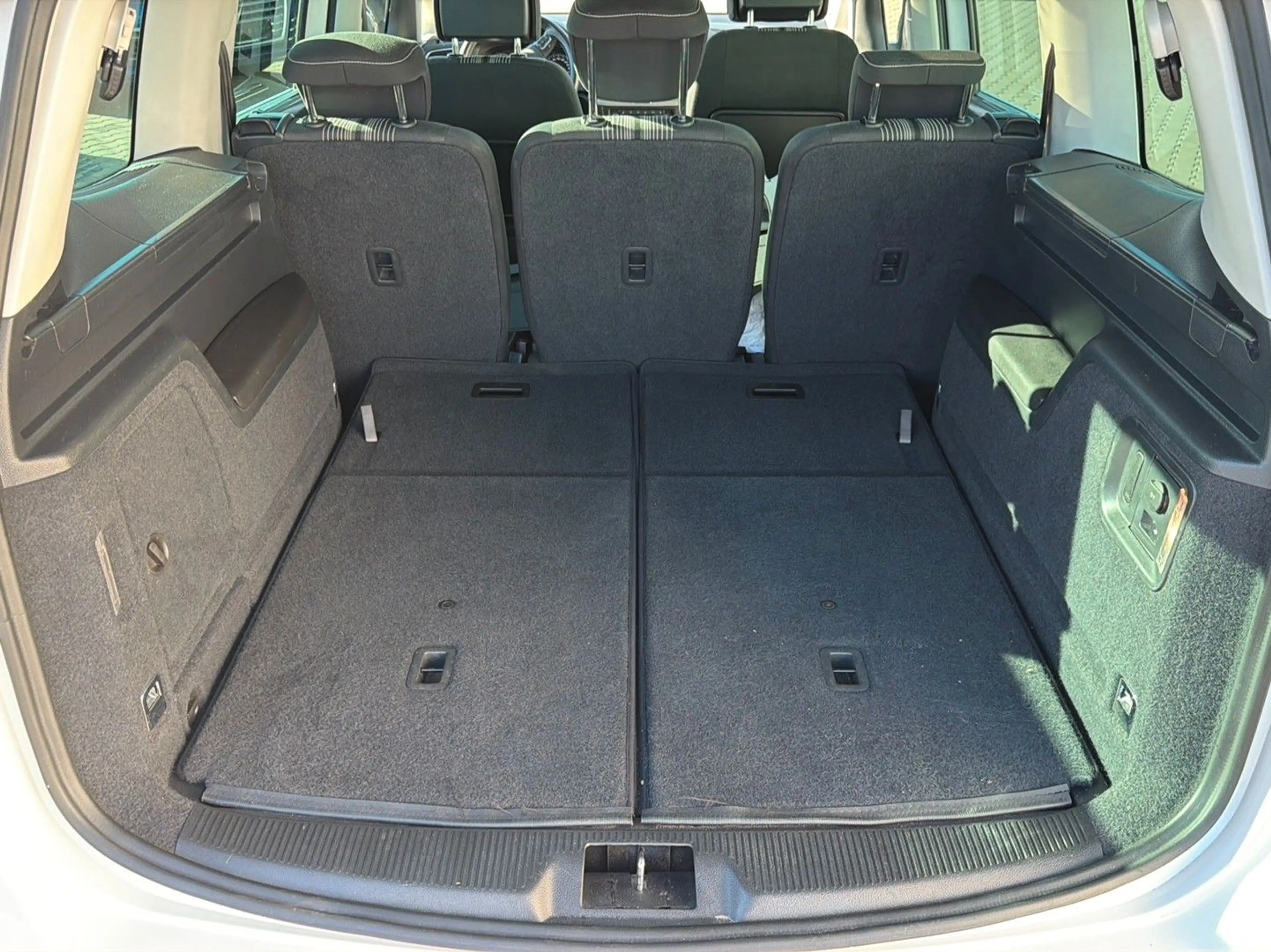 Volkswagen Sharan Match Tempomat SHZ AHK PANO PDC — photo 11