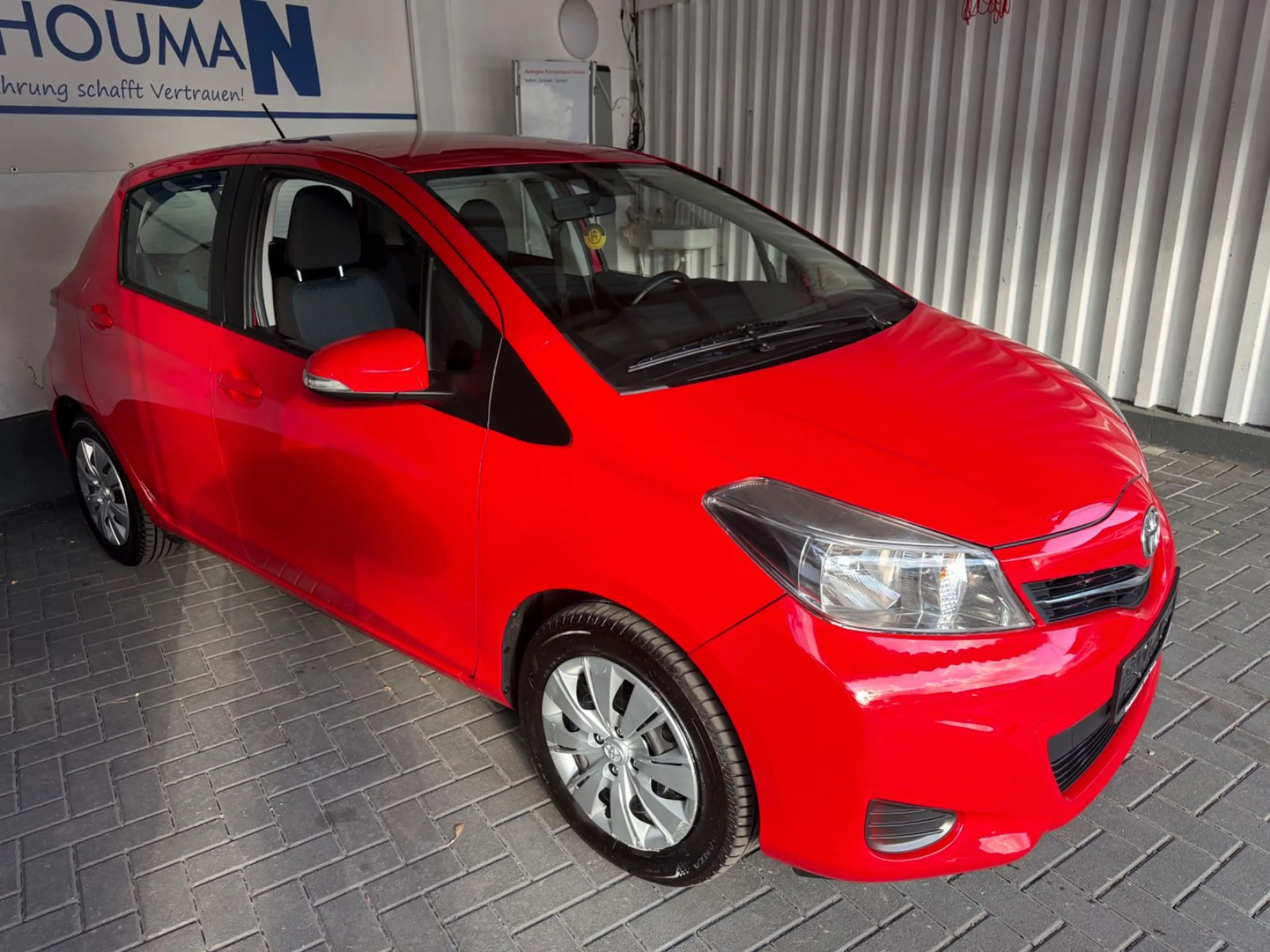 Toyota Yaris Life*SCHECKHEFT*KAMERA* — photo 2