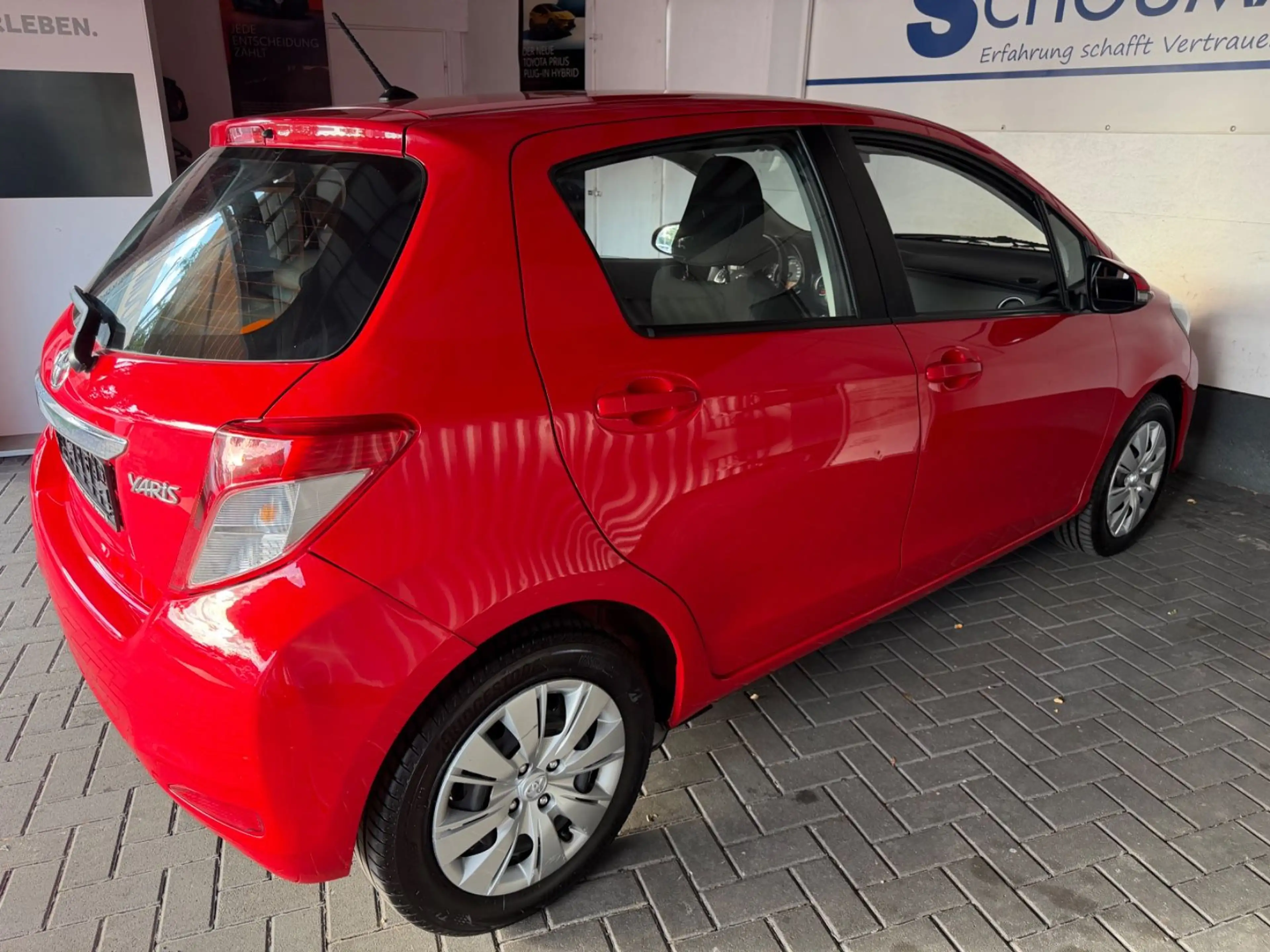 Toyota Yaris Life*SCHECKHEFT*KAMERA* — photo 5