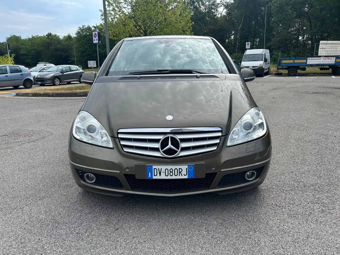 Mercedes-Benz A 150 A 150 BlueEFFICIENCY Avantgarde*Neo patentati * Maro - 2