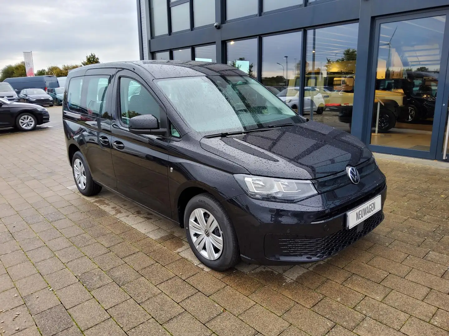Volkswagen Caddy 2.0 TDI DSG Family 5-Si.AppConnect Kamera Zwart - 2