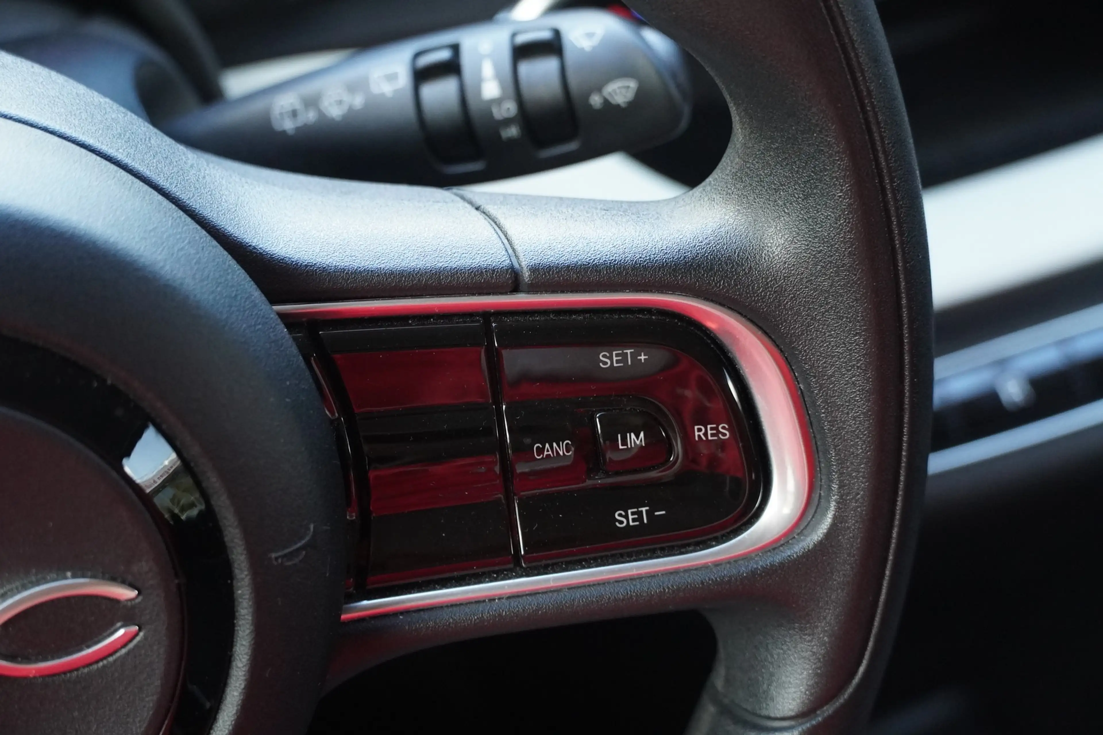Fiat 500 e Action — photo 14