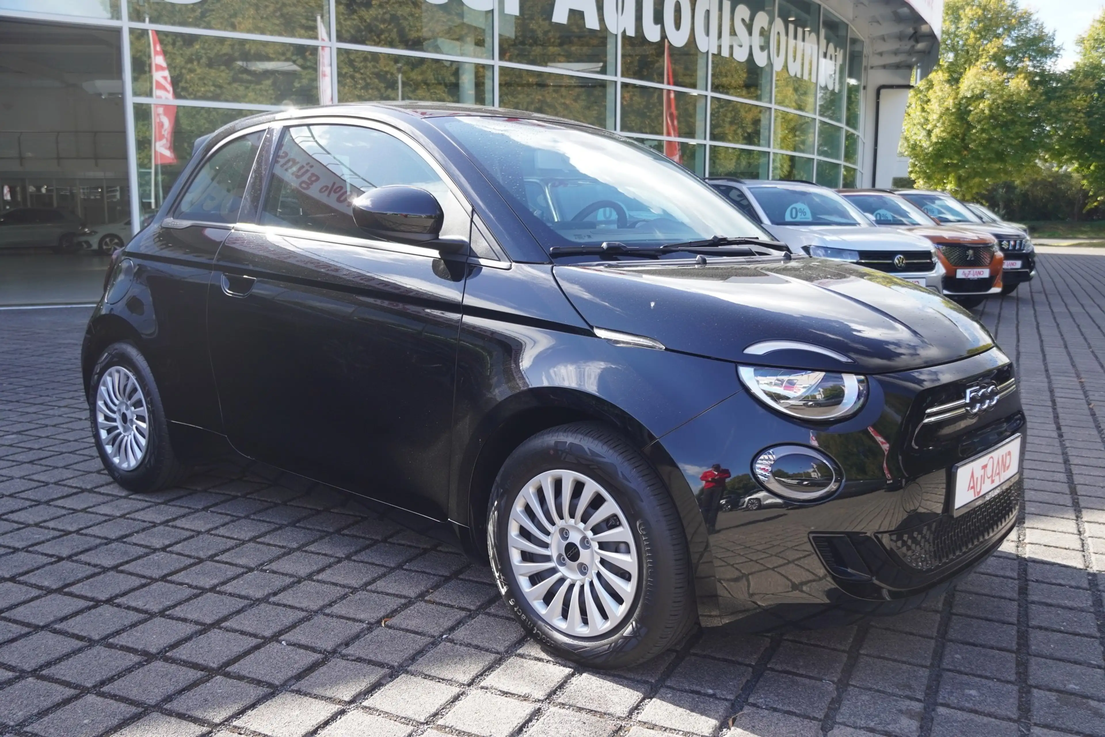 Fiat 500 e Action — photo 4