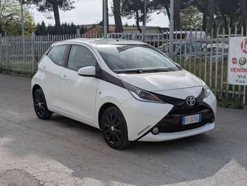 Aygo II 2014 5p 1.0 x-wave m-mt