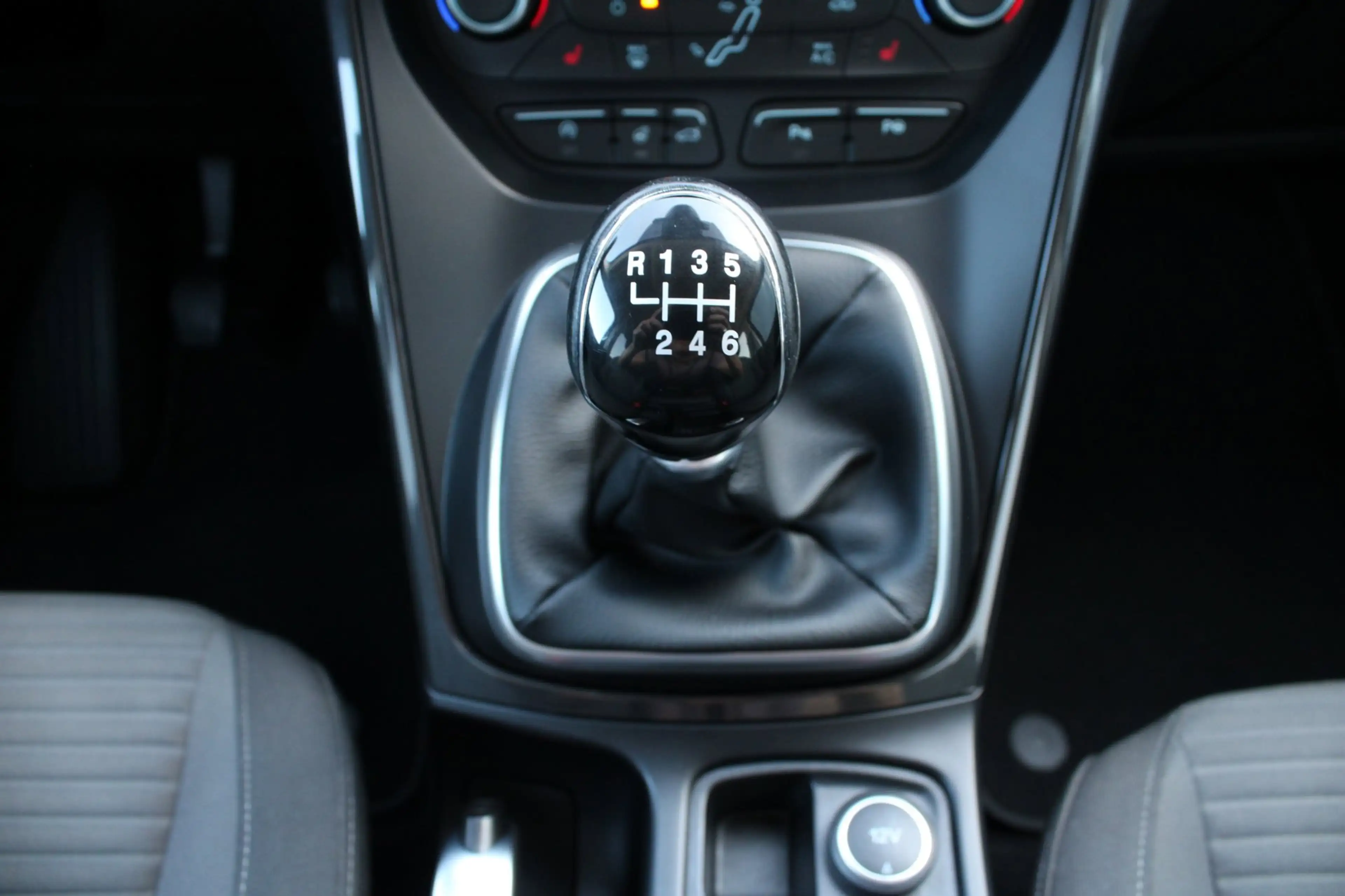 Ford C-Max 1.5 Titanium Clima/Cruise/Camera/Stoel&Stuurverwar — photo 19