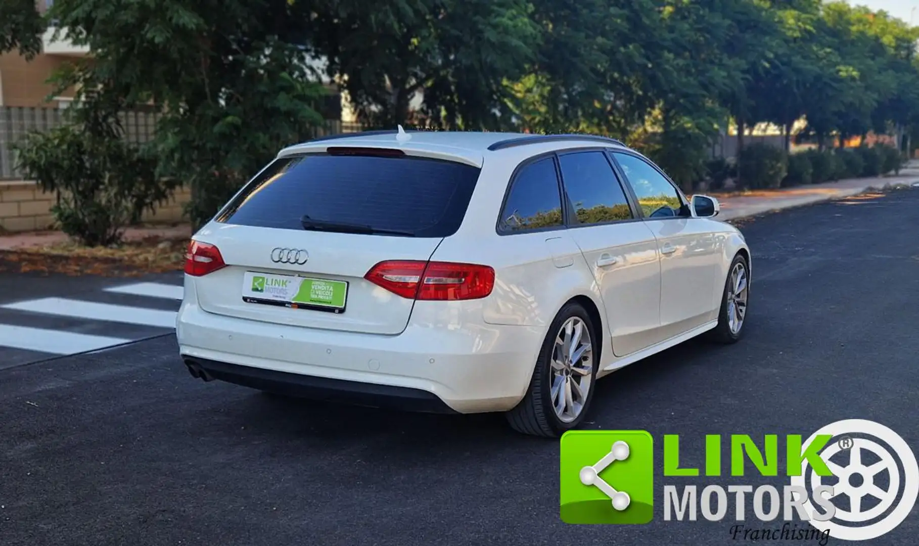 Audi A4 Avant 2.0 TDI 177CV S LINE Blanc - 2