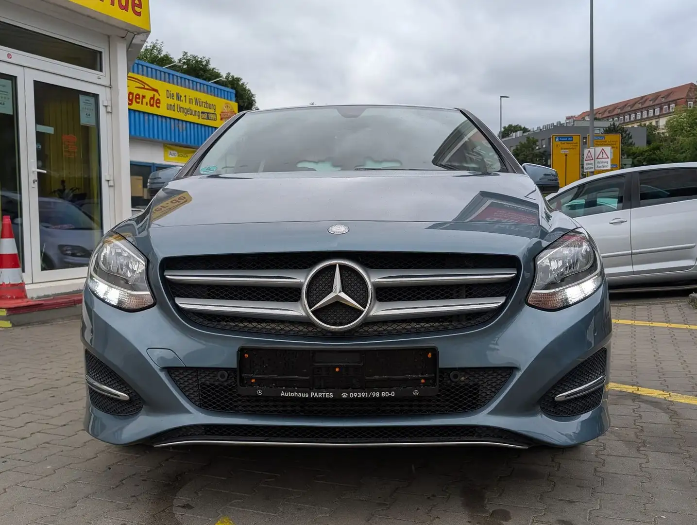 Mercedes-Benz B 180 *2Hd*Temp*AHK*SH*Shz*2xPdc*TOP*TüvNeu*Garan Blau - 2