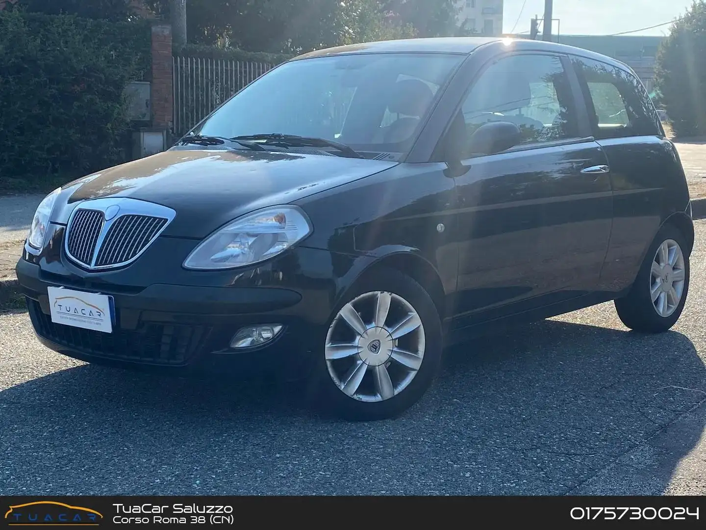 Lancia Ypsilon Lancia Ypsilon 1.2 Oro Schwarz - 1