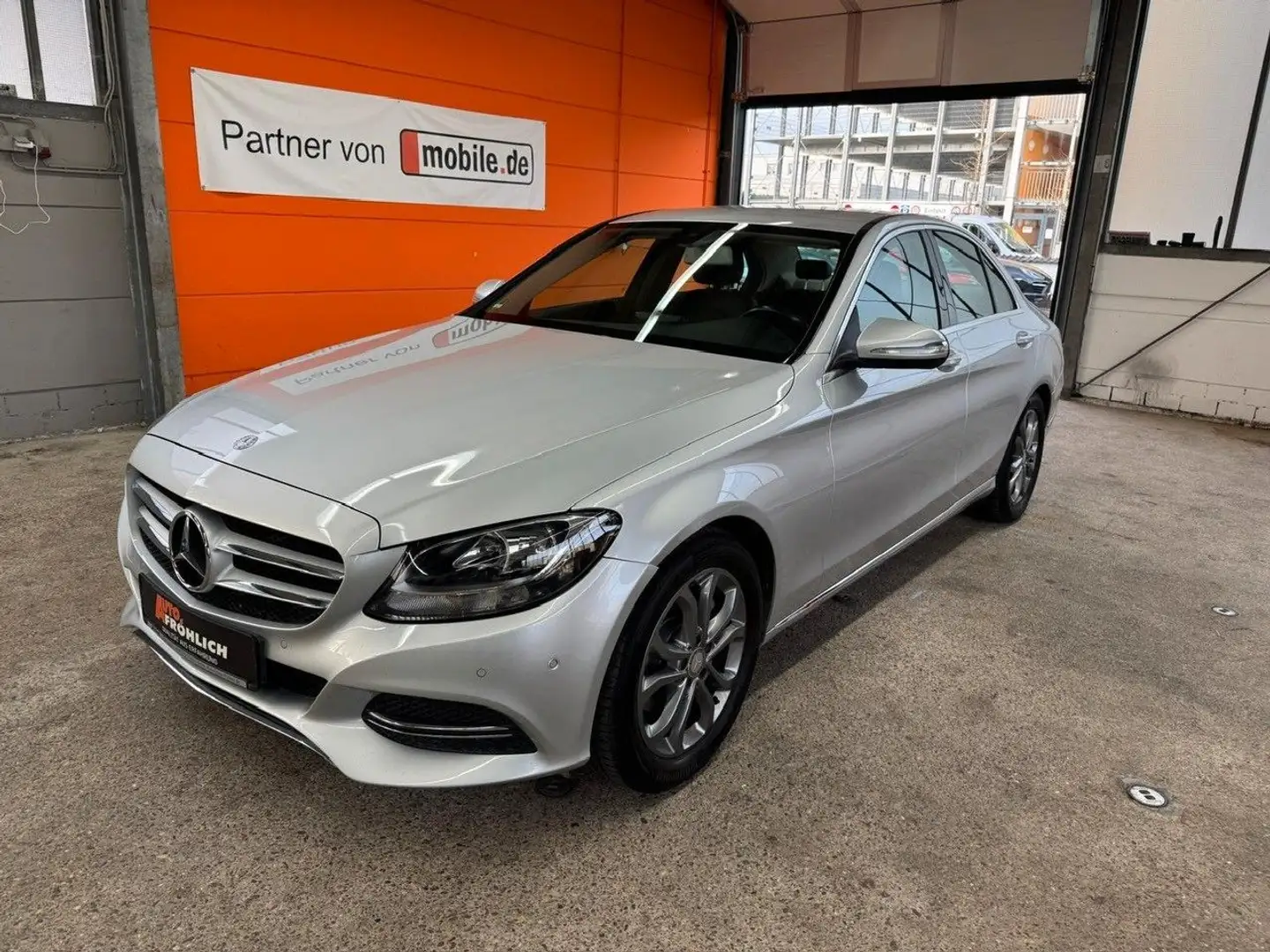 Mercedes-Benz C 220 C220d Avantgarde Automatik Navi PDC Tempomat Silber - 1