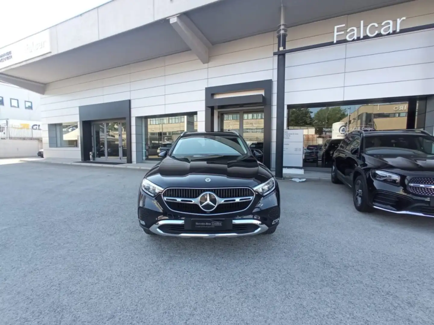 Mercedes-Benz GLC 220 d 4Matic Mild Hybrid Advanced Blauw - 2