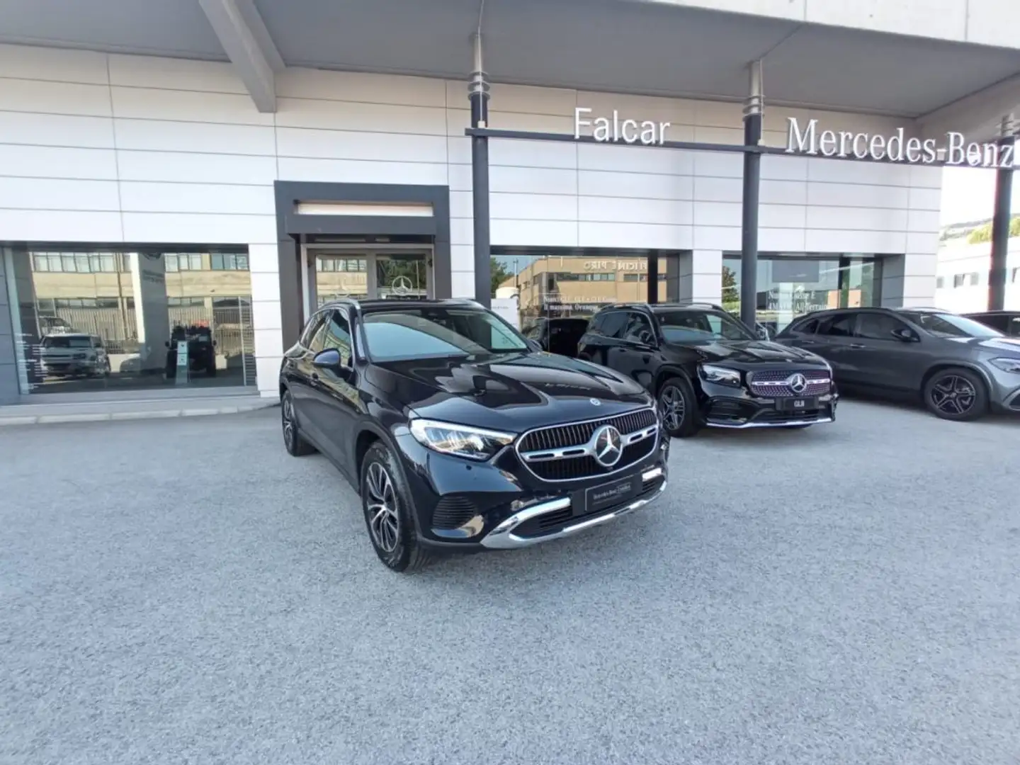 Mercedes-Benz GLC 220 d 4Matic Mild Hybrid Advanced Blauw - 1