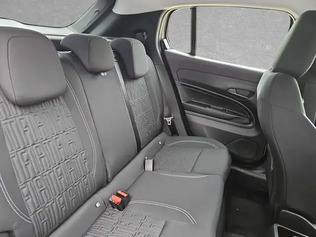 Fiat 600e view 8
