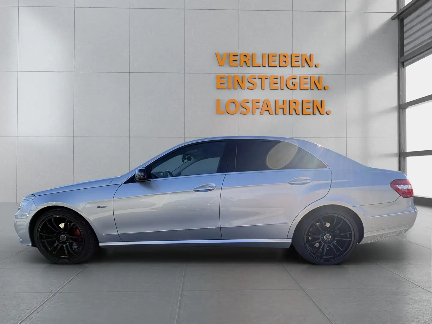 Mercedes-Benz E 250 CDI Avantgarde, Aut. MFL I Shzg I Klima I Pano I Silber - 2