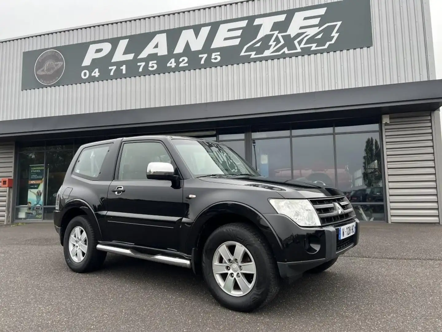 Mitsubishi Pajero 3.2 DID 170 CV Invite Noir - 1