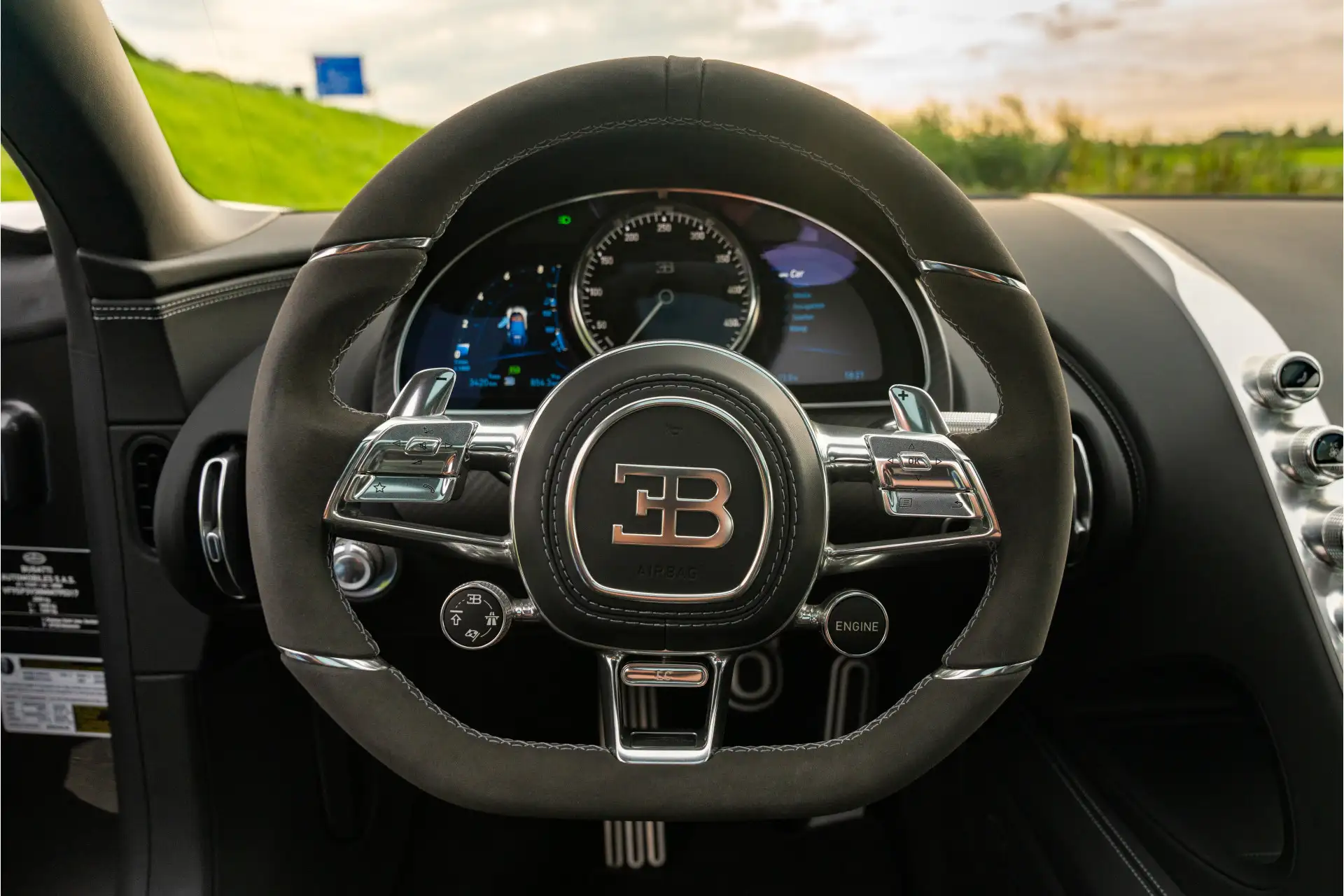 부가티 Chiron 2021 화이트 사진 8