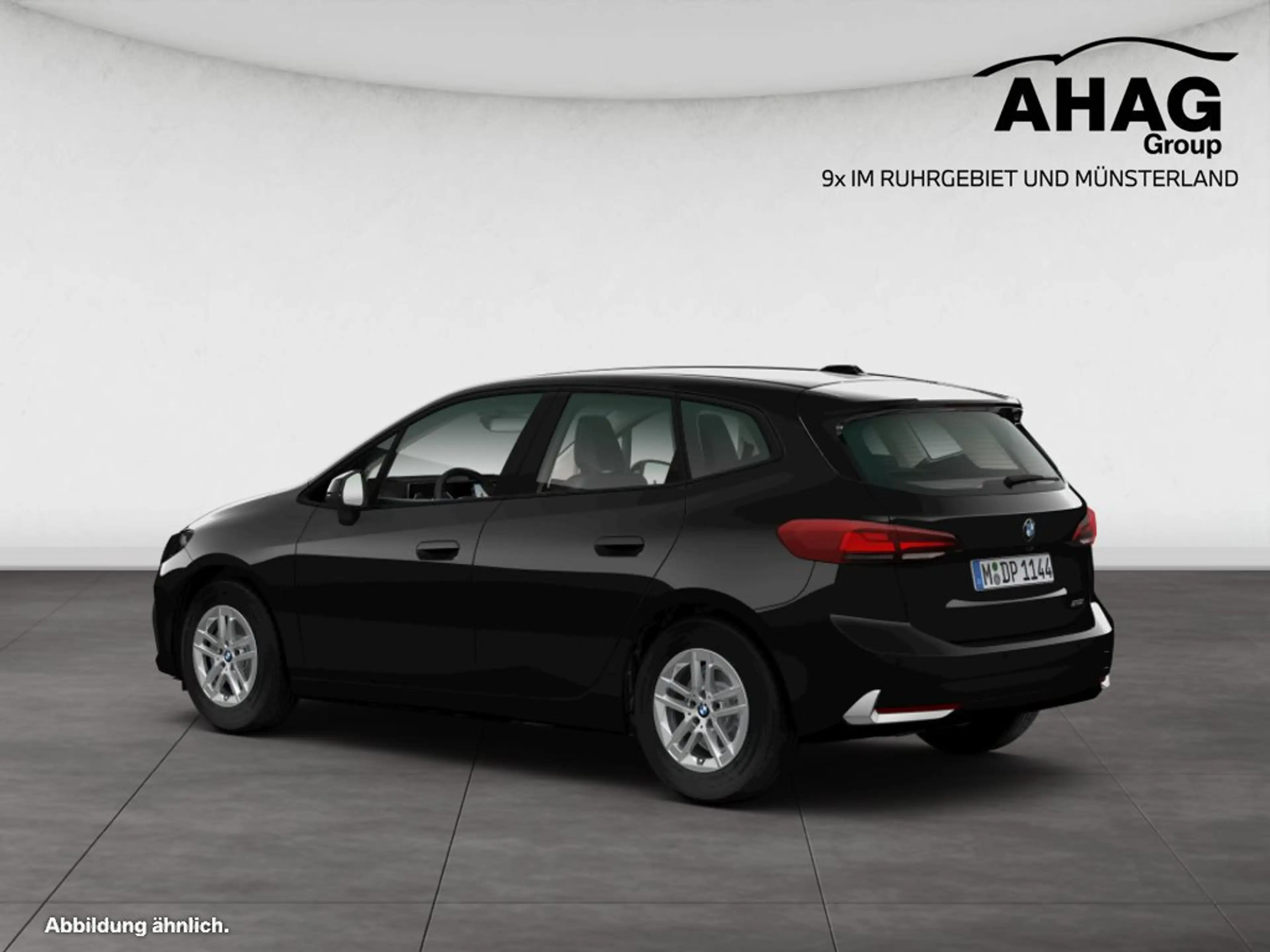 BMW 218 i Active Tourer — photo 6