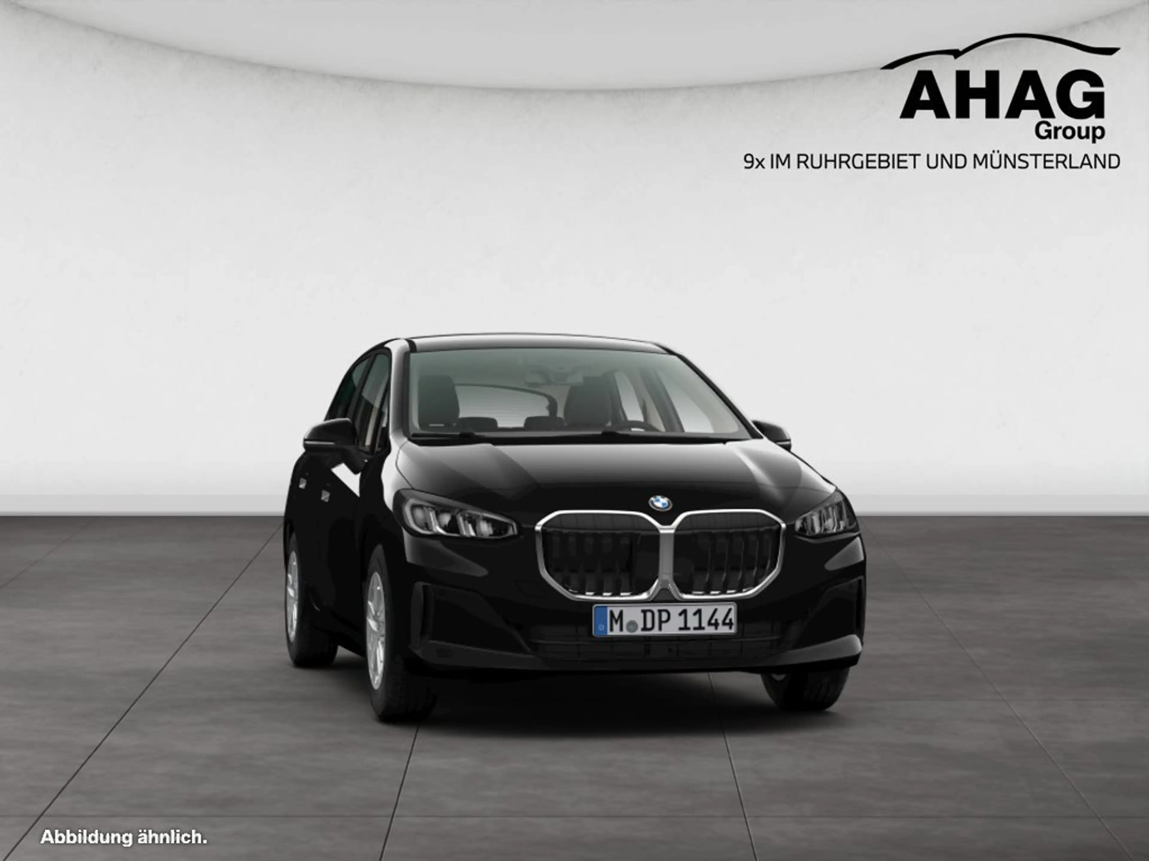 BMW 218 i Active Tourer — photo 10