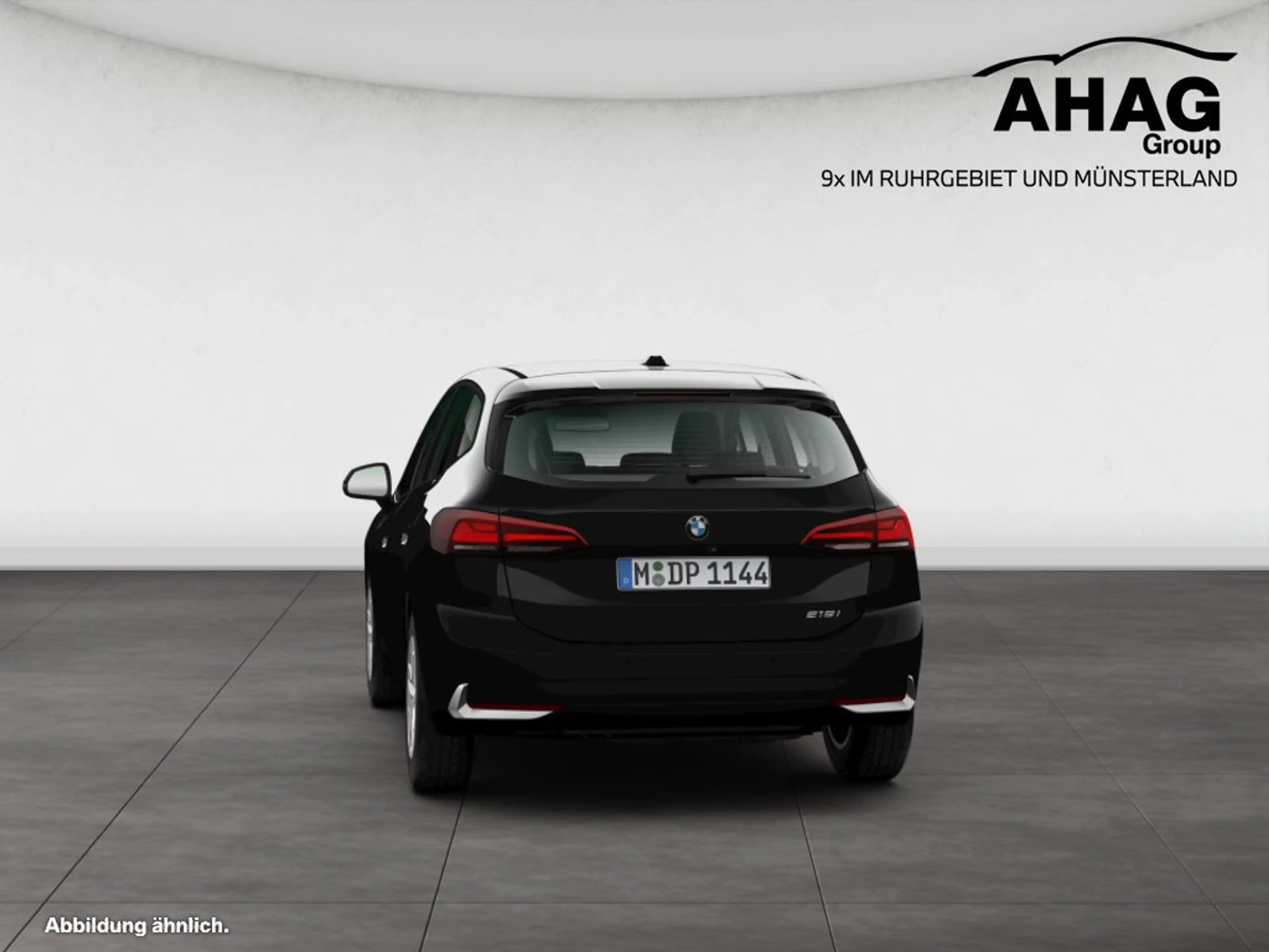 BMW 218 i Active Tourer — photo 7