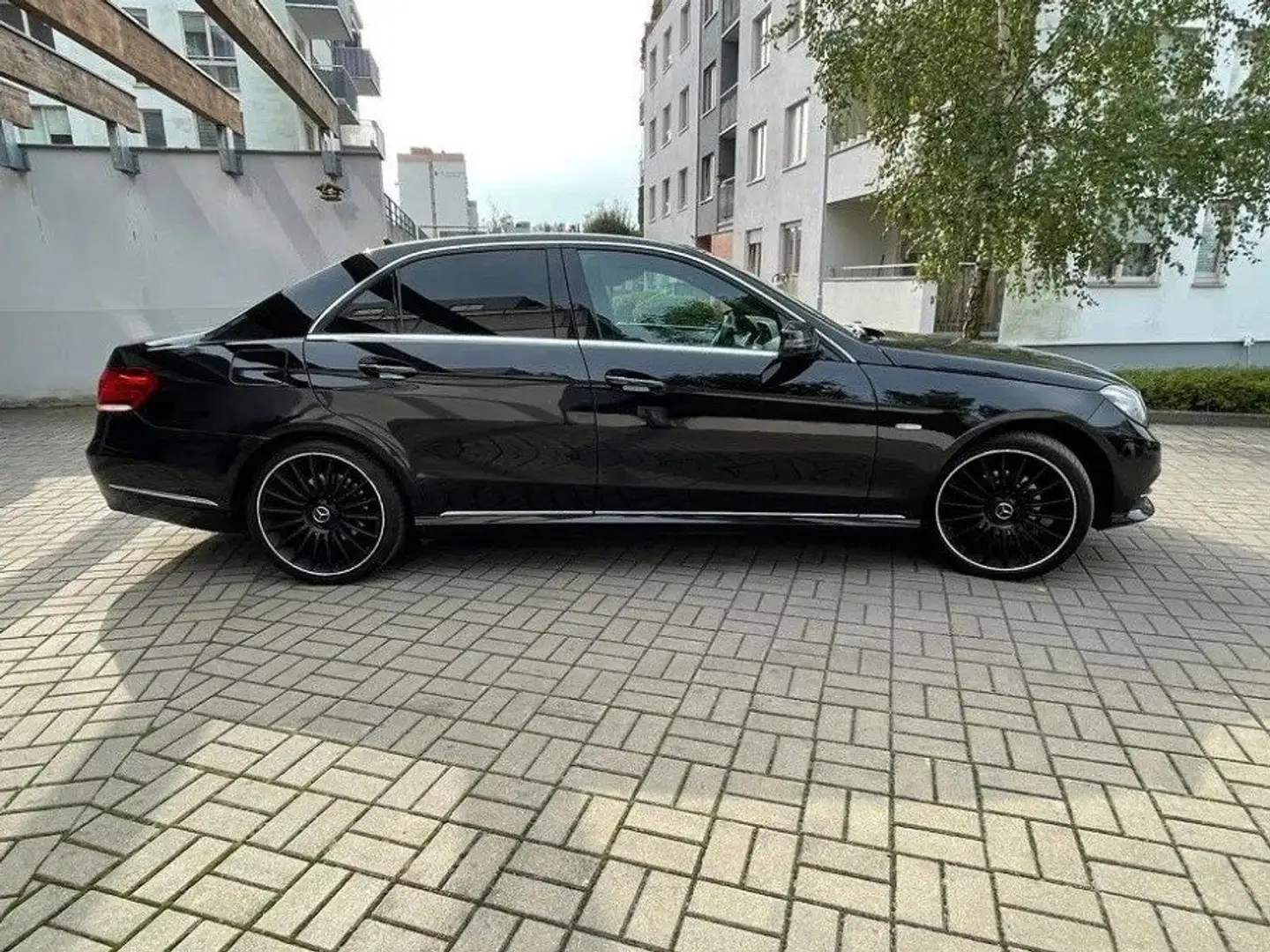 Mercedes-Benz E 200 E 200 CDI 7G-TRONICAvantgarde Negro - 1